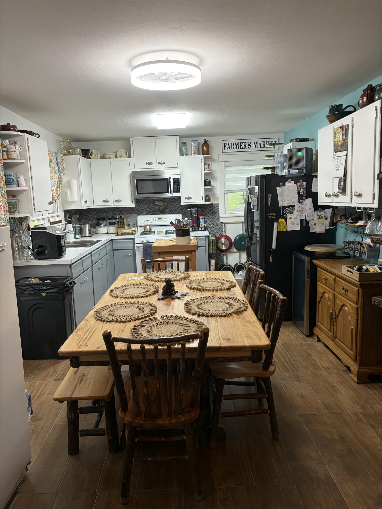 387 Johnstown