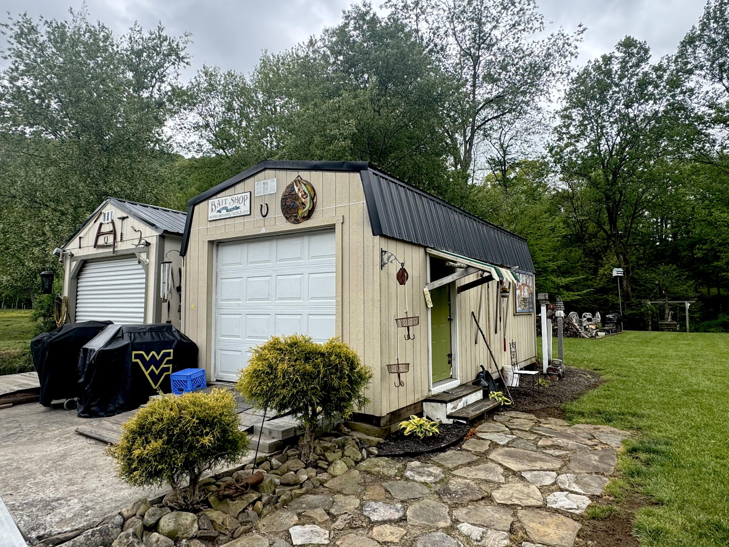 387 Johnstown