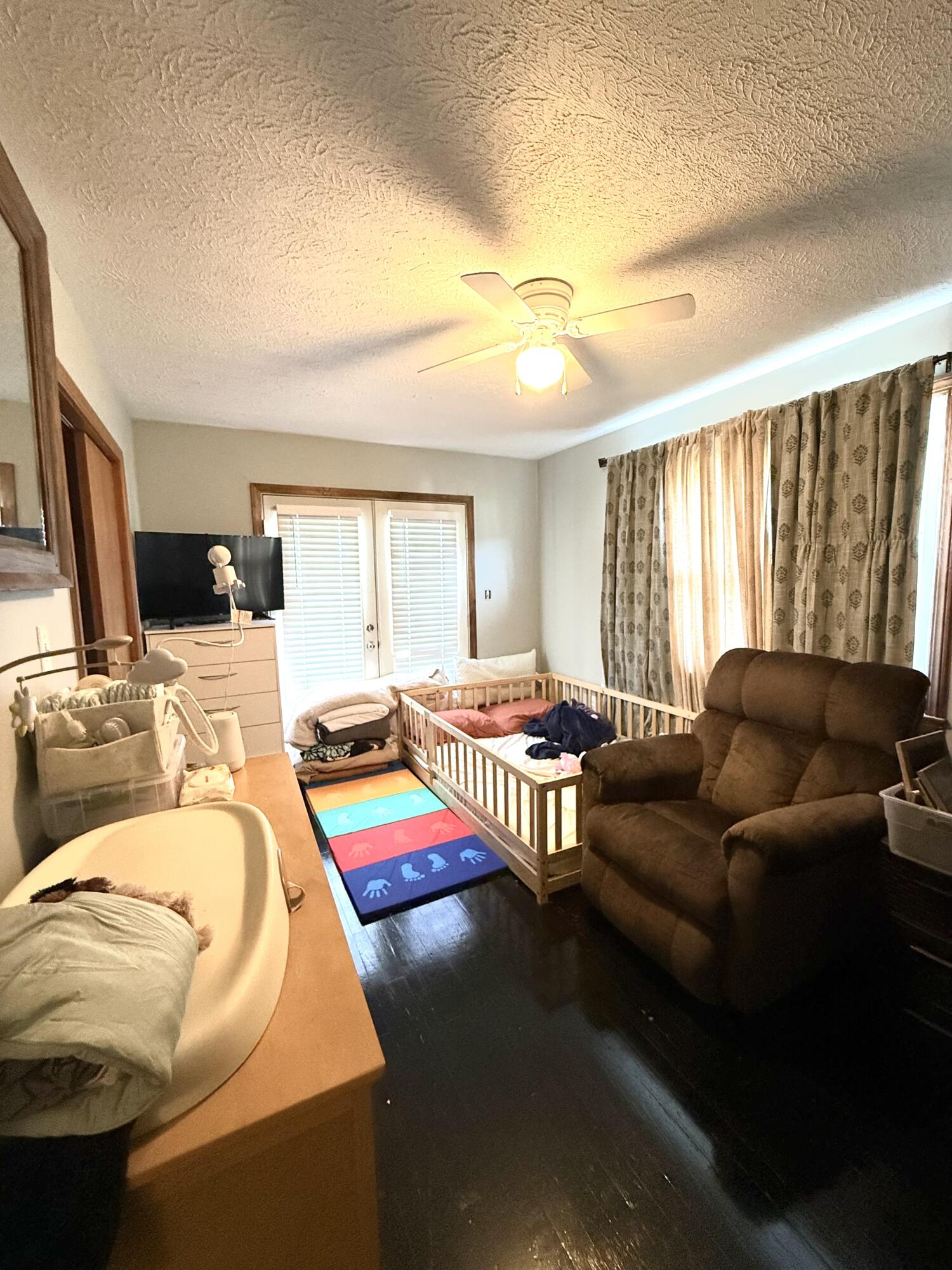 305 Riverview Dr