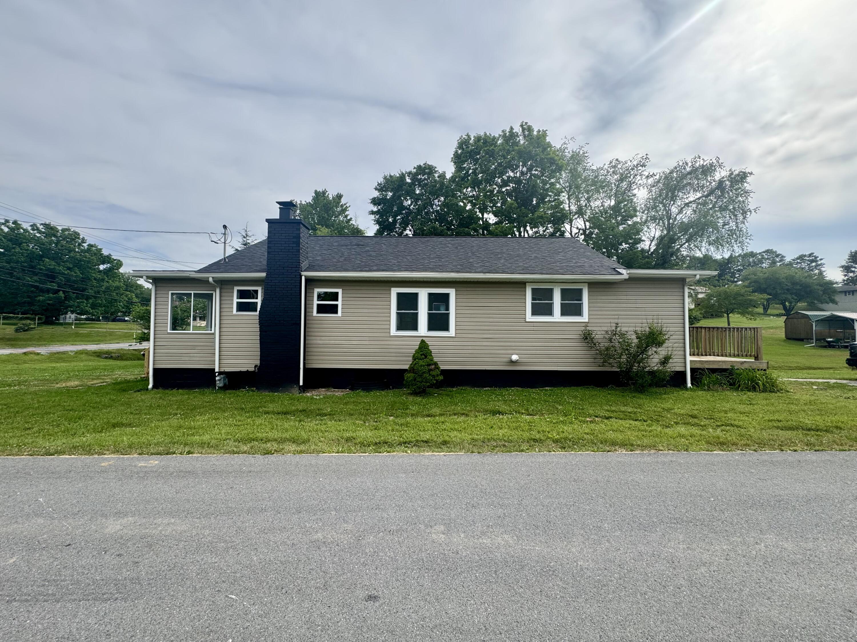 1703 Webster Rd