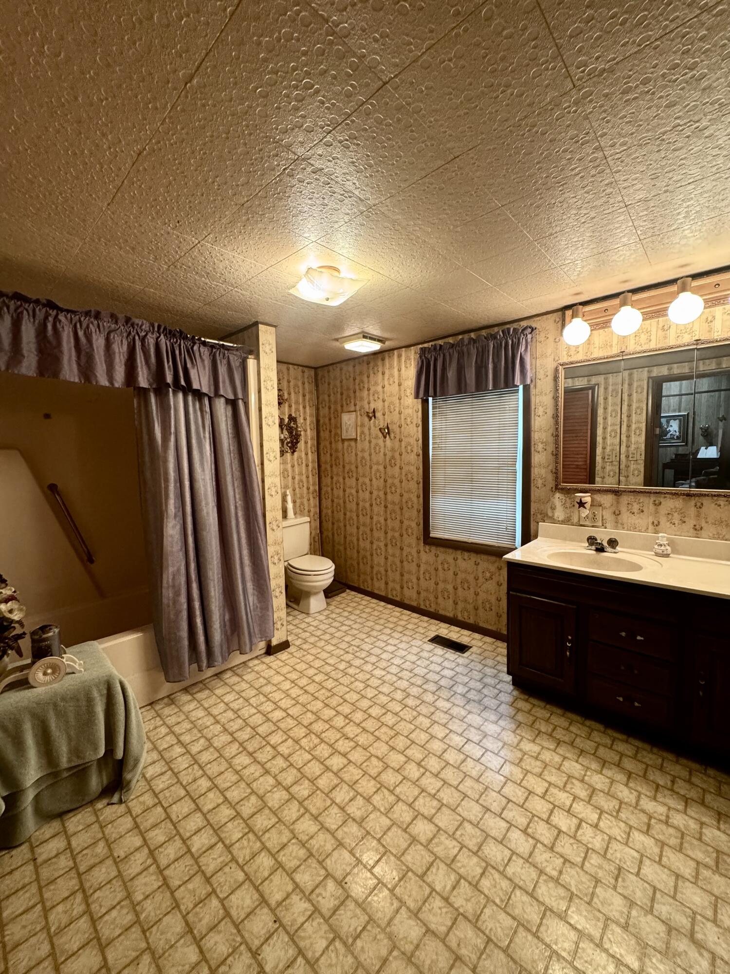 91 Heidi Ln