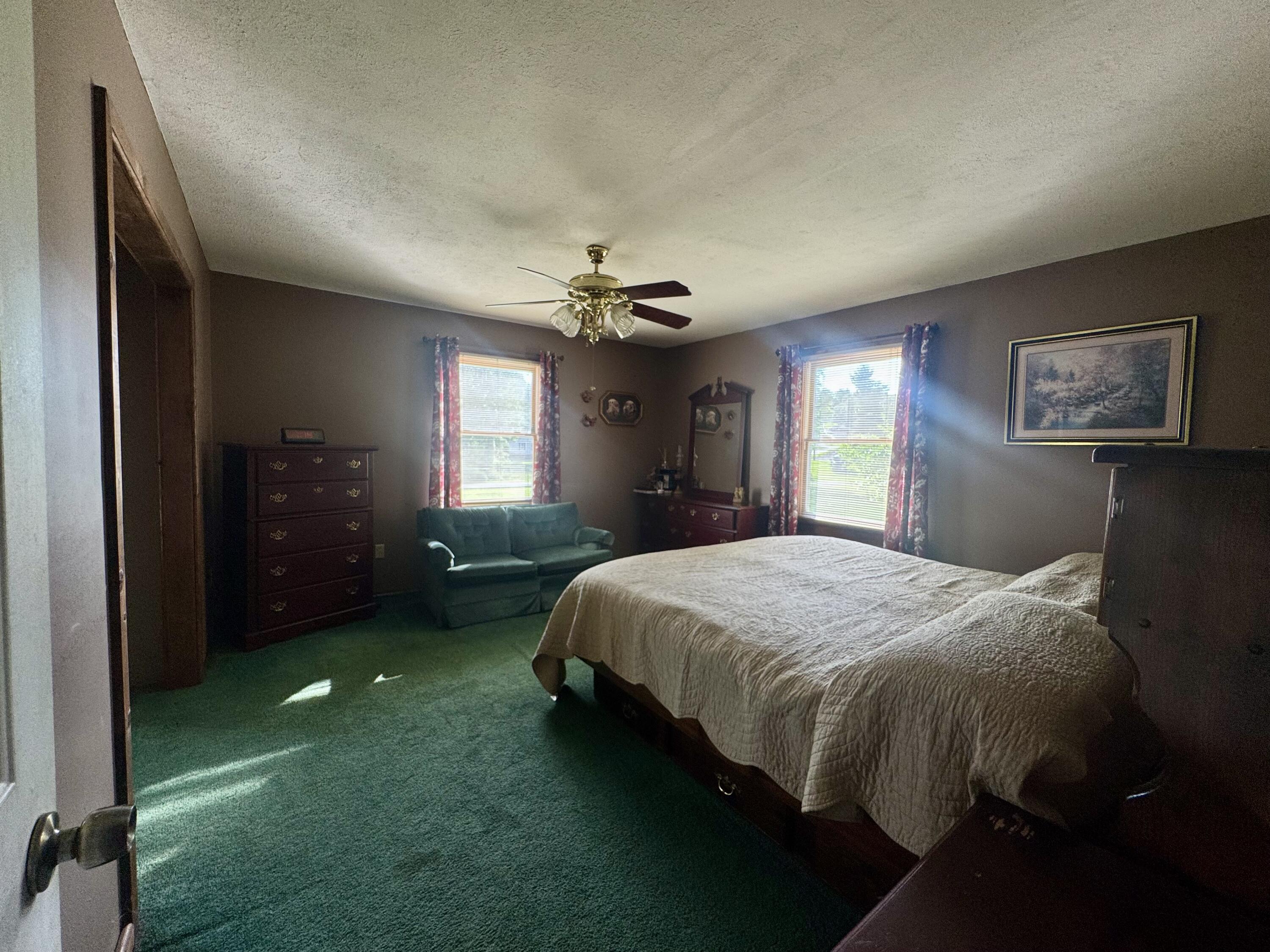 91 Heidi Ln