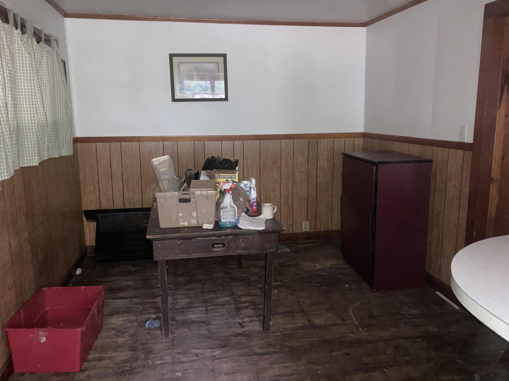 9760 Leivasy