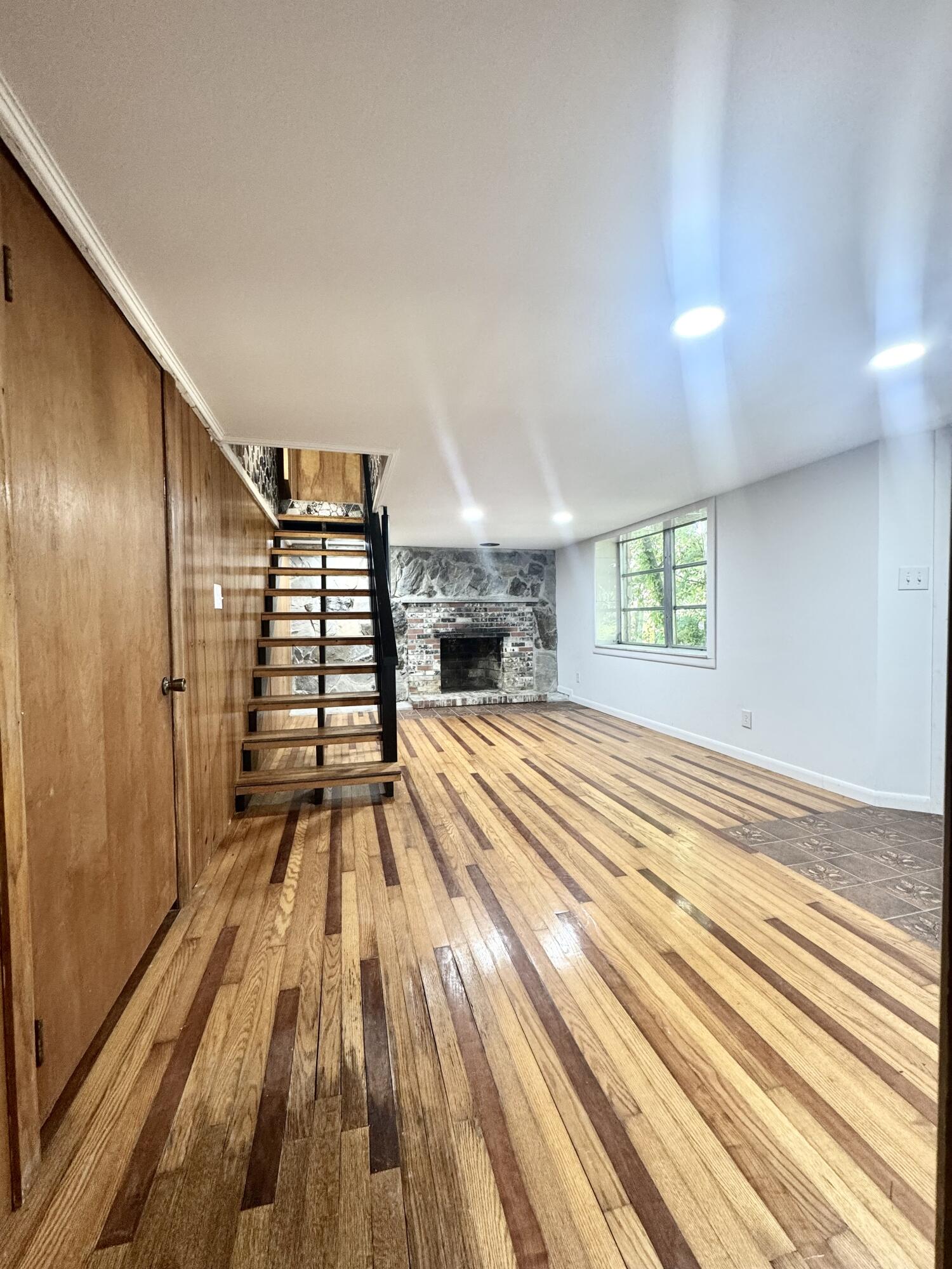 248 Mercer