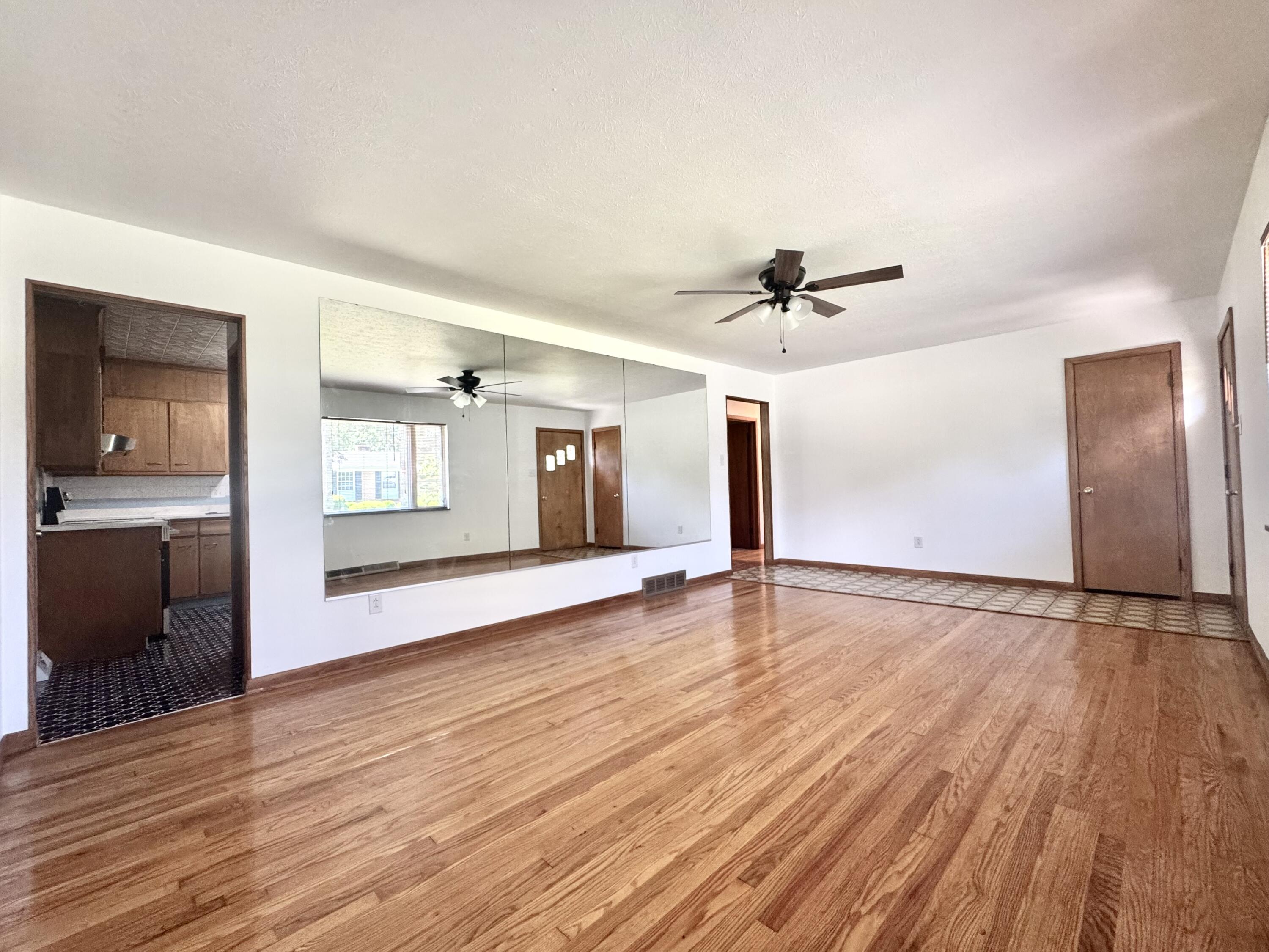 248 Mercer