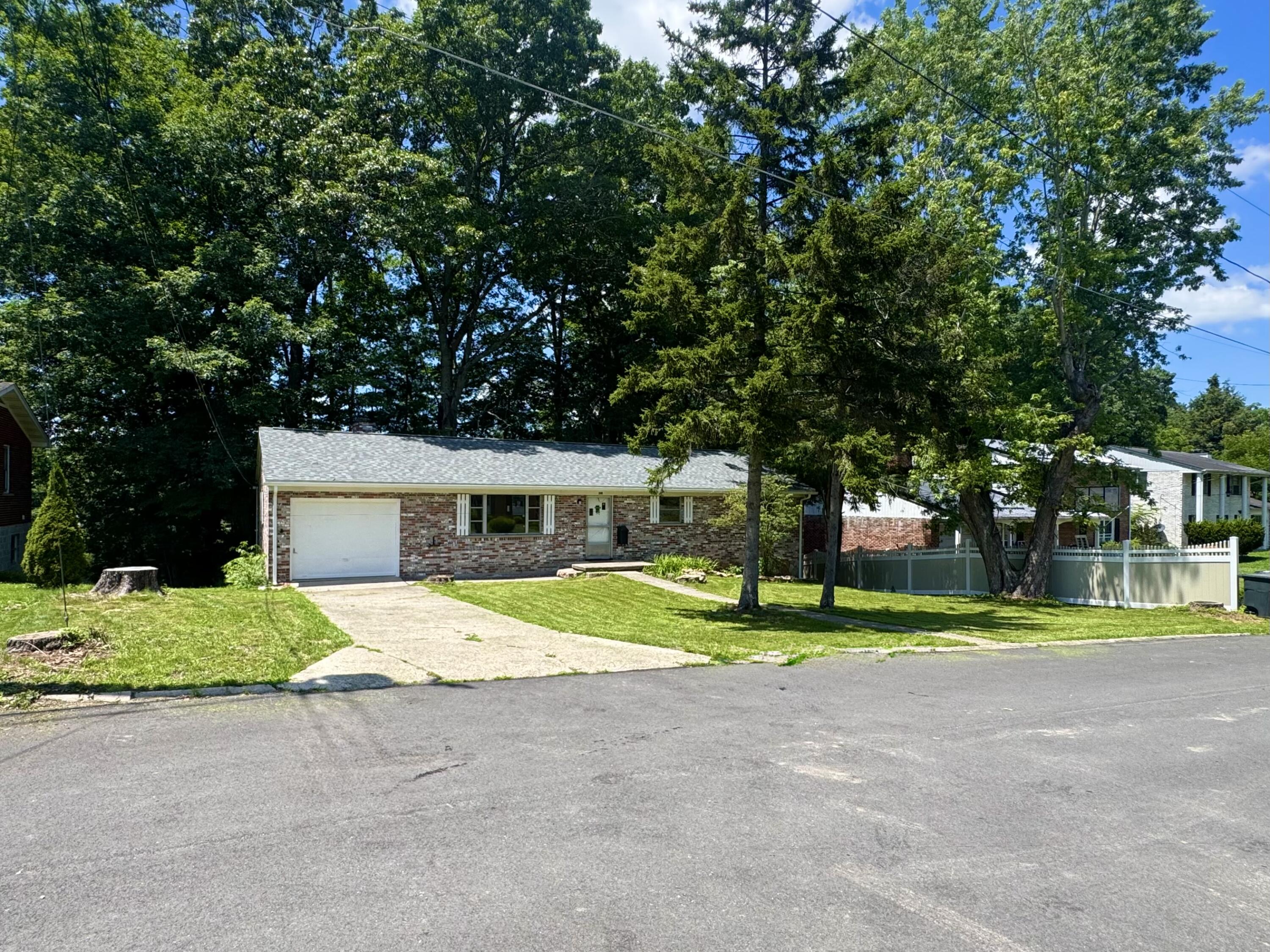 248 Mercer