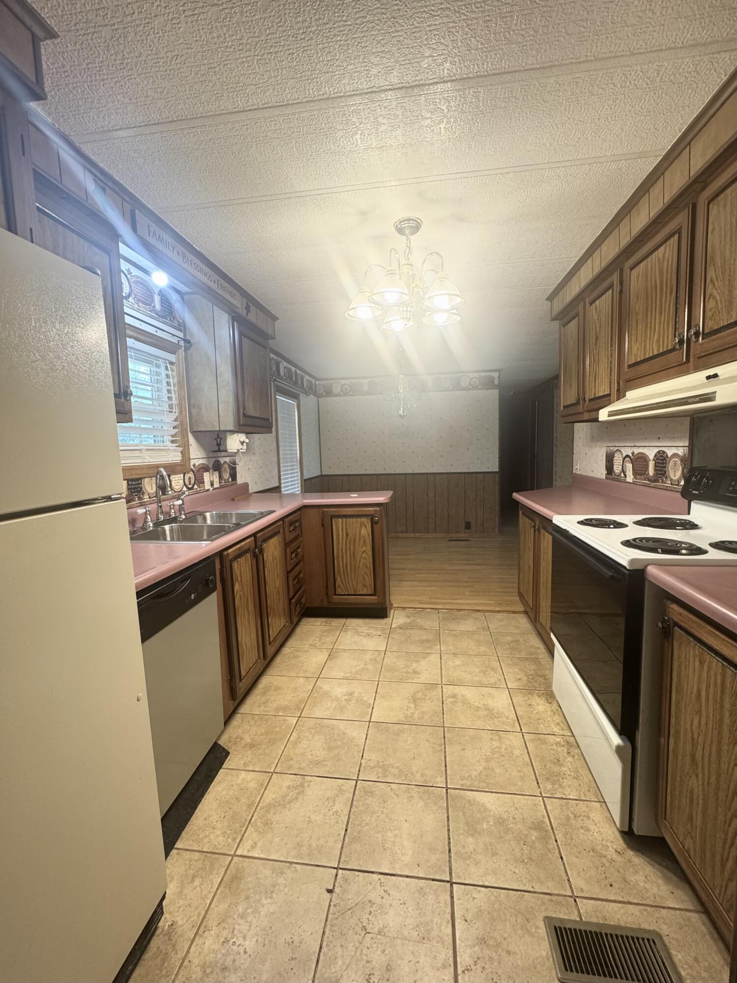 55 Deer Creek CIR