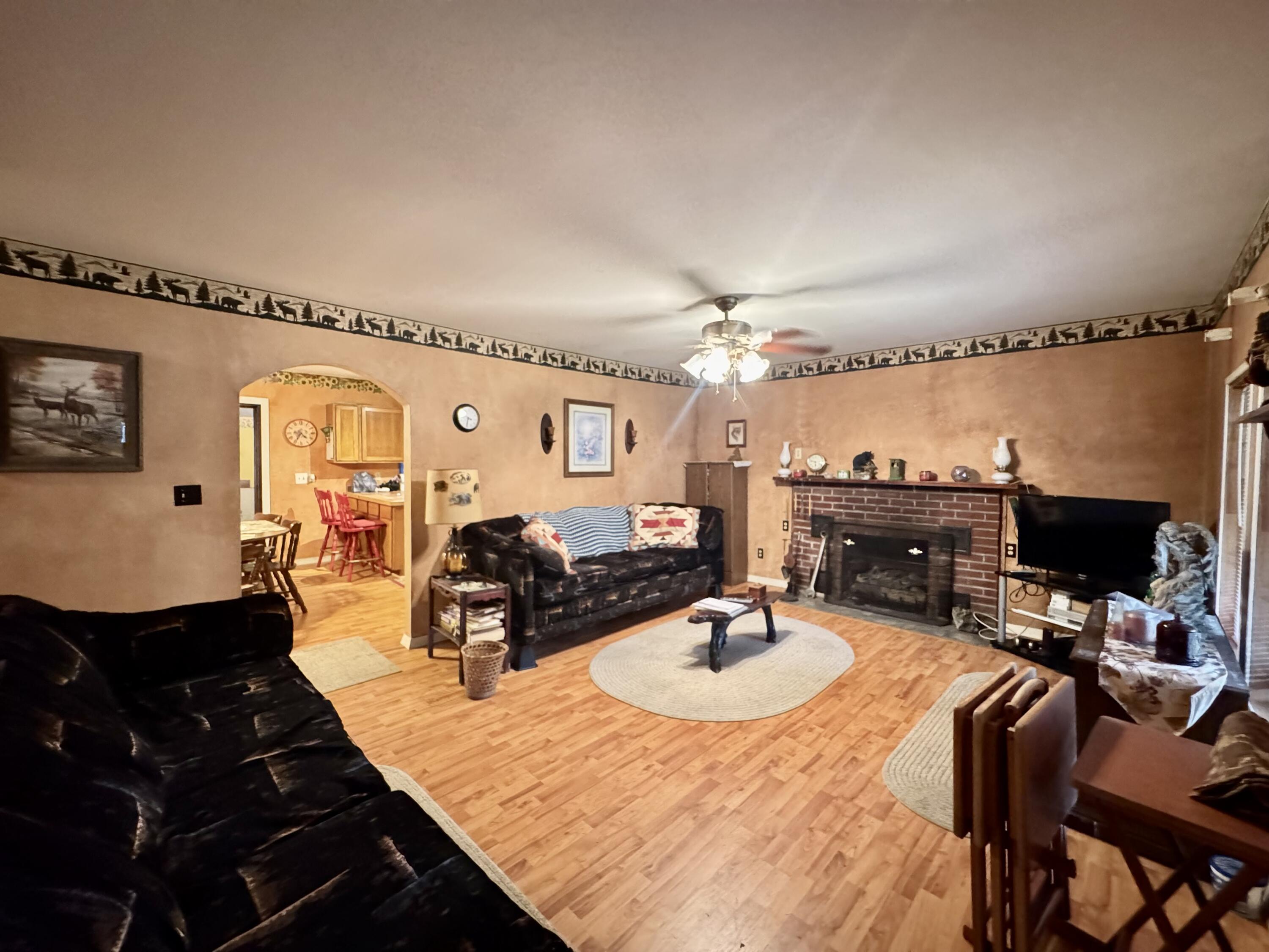 12392 W Webster