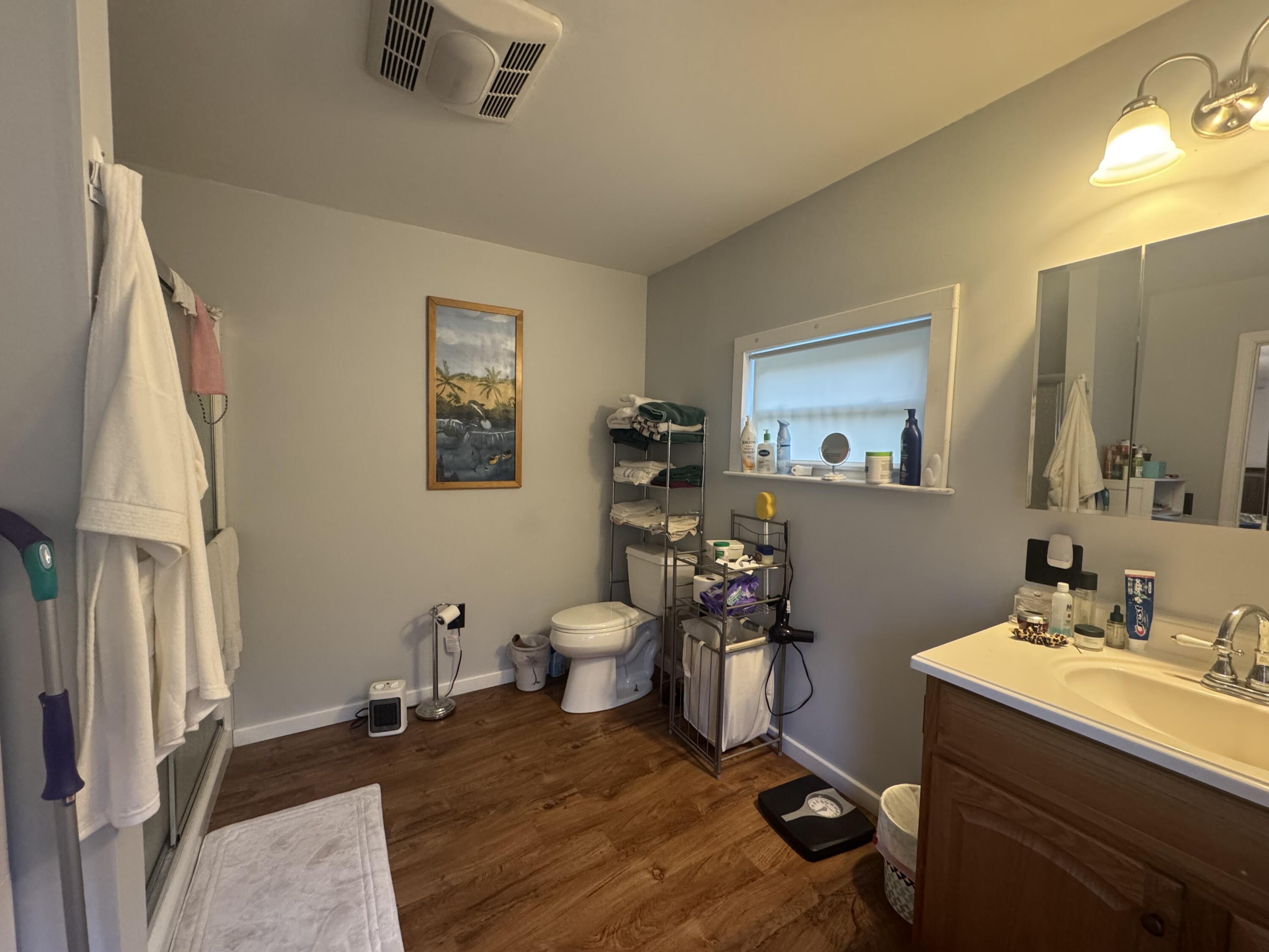 12392 W Webster