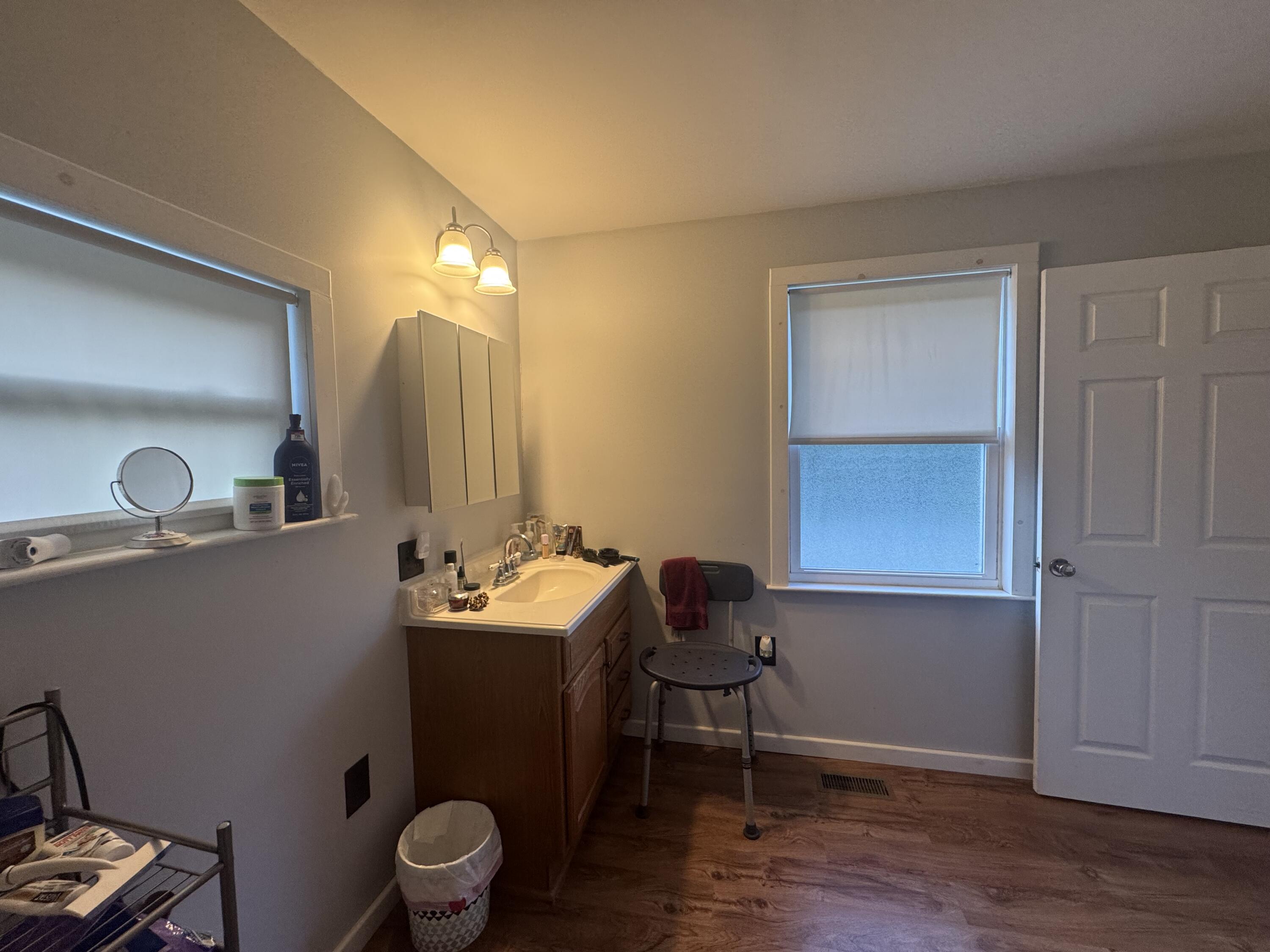 12392 W Webster