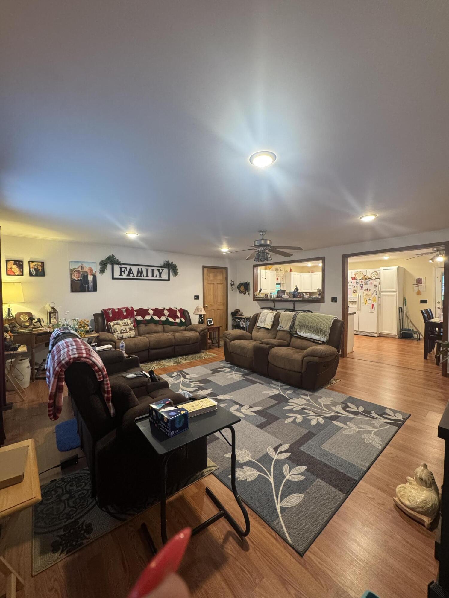 12392 W Webster