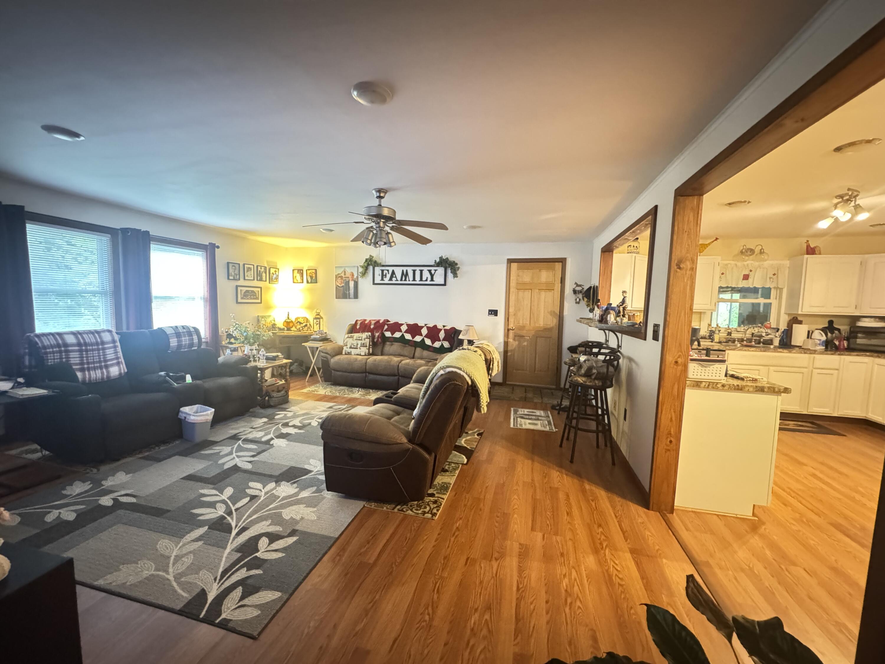 12392 W Webster