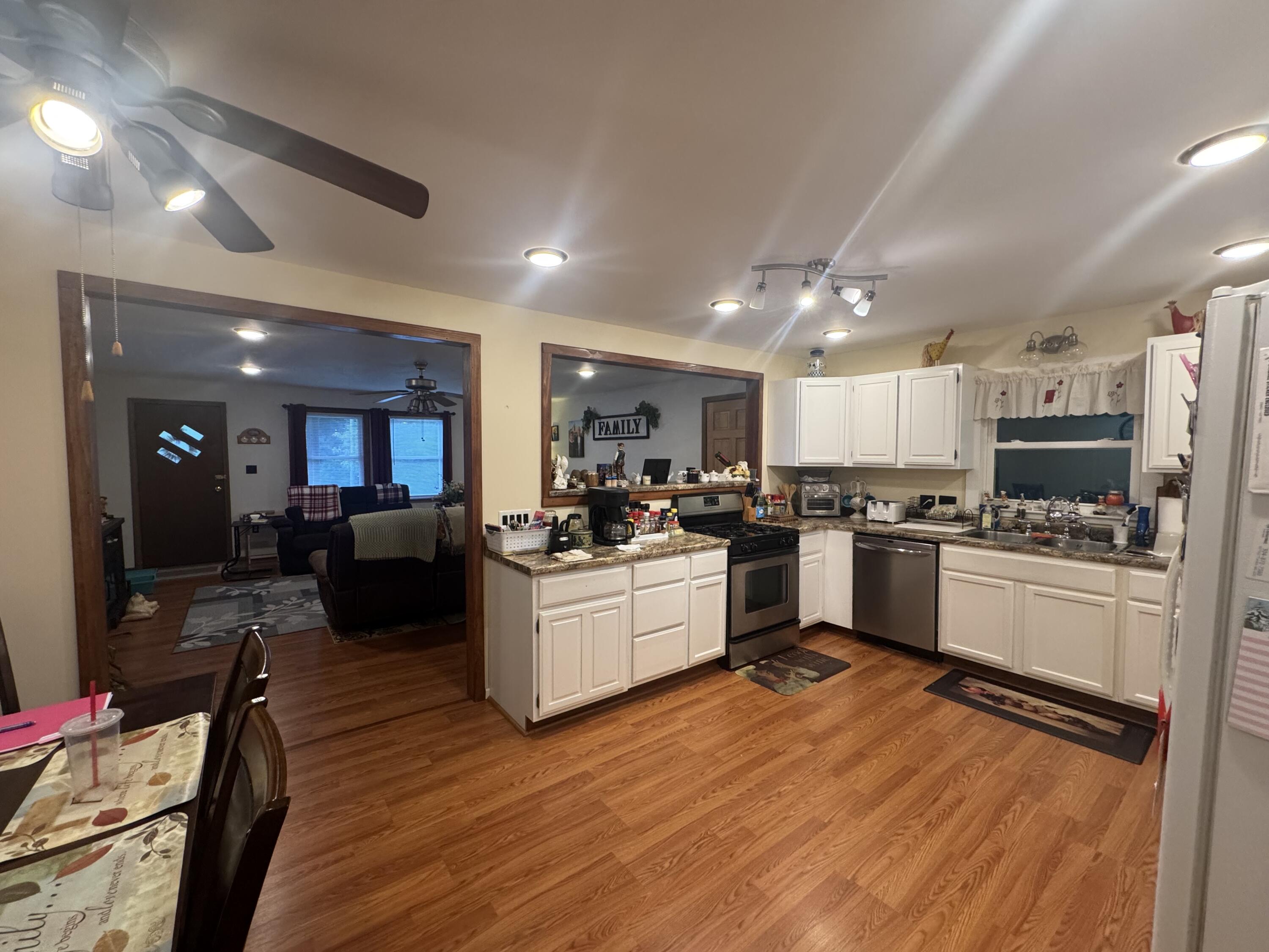 12392 W Webster