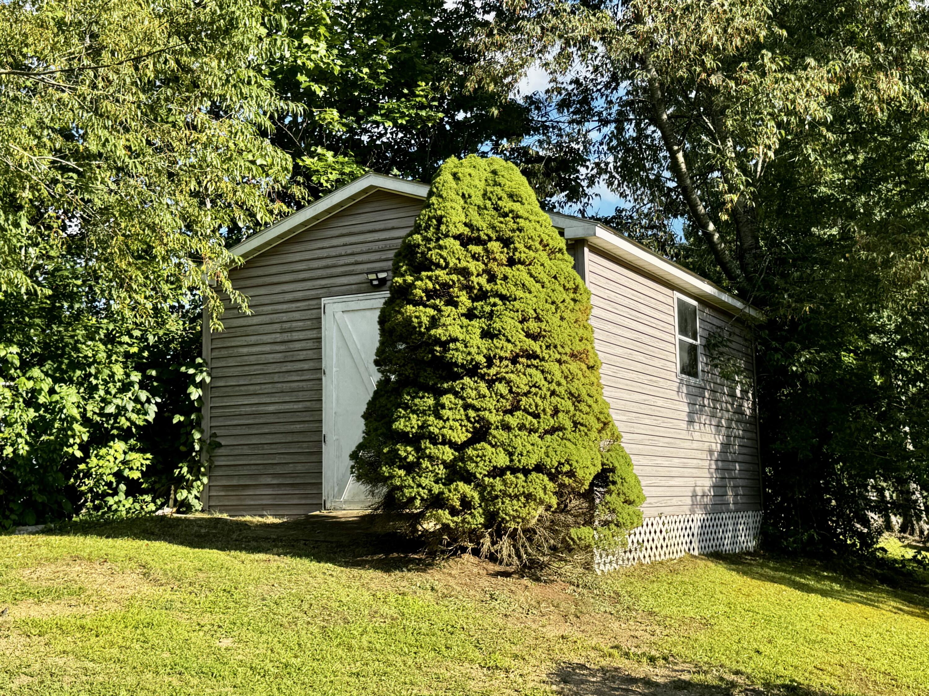 428 Ashley Ln