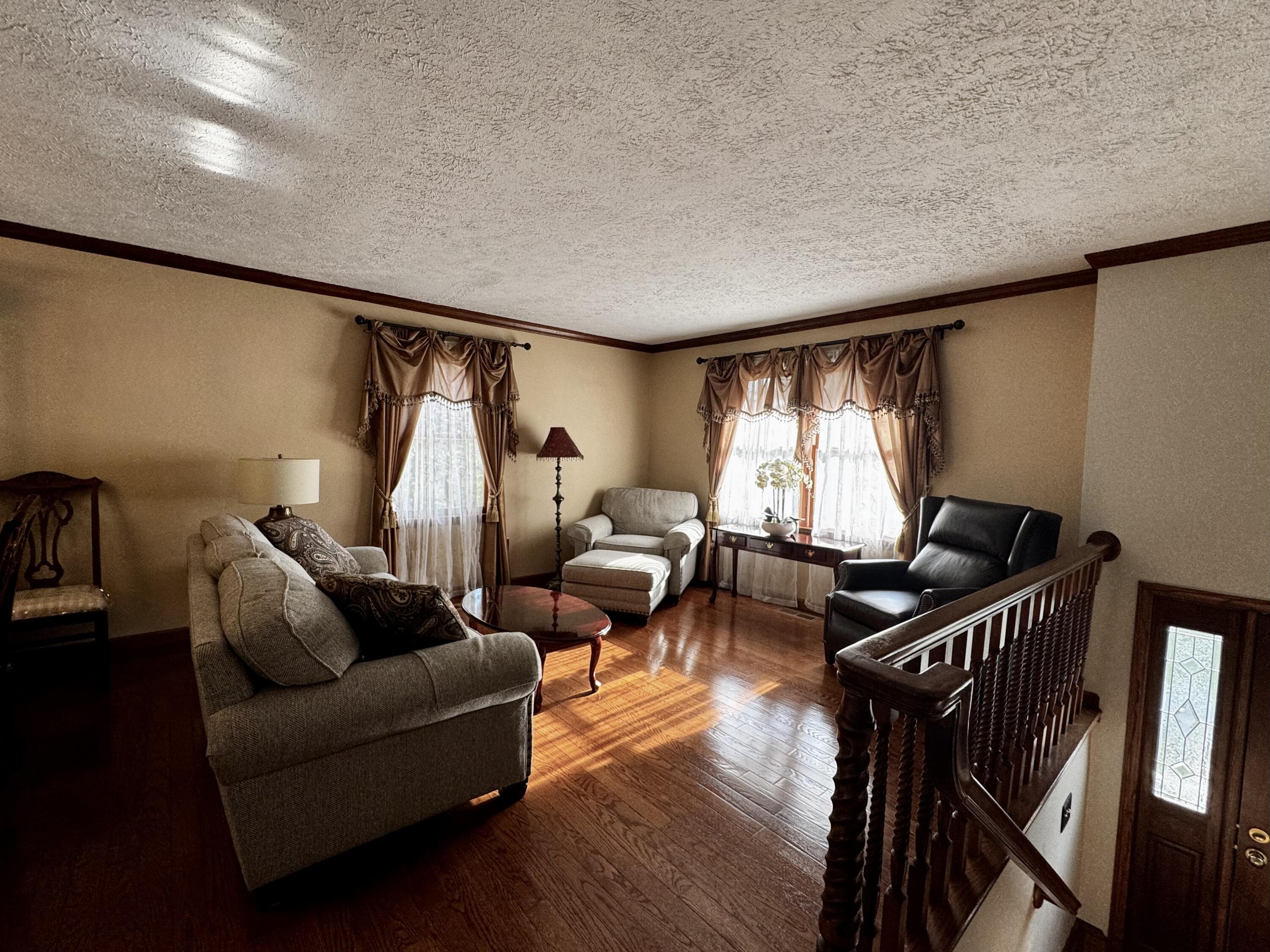428 Ashley Ln