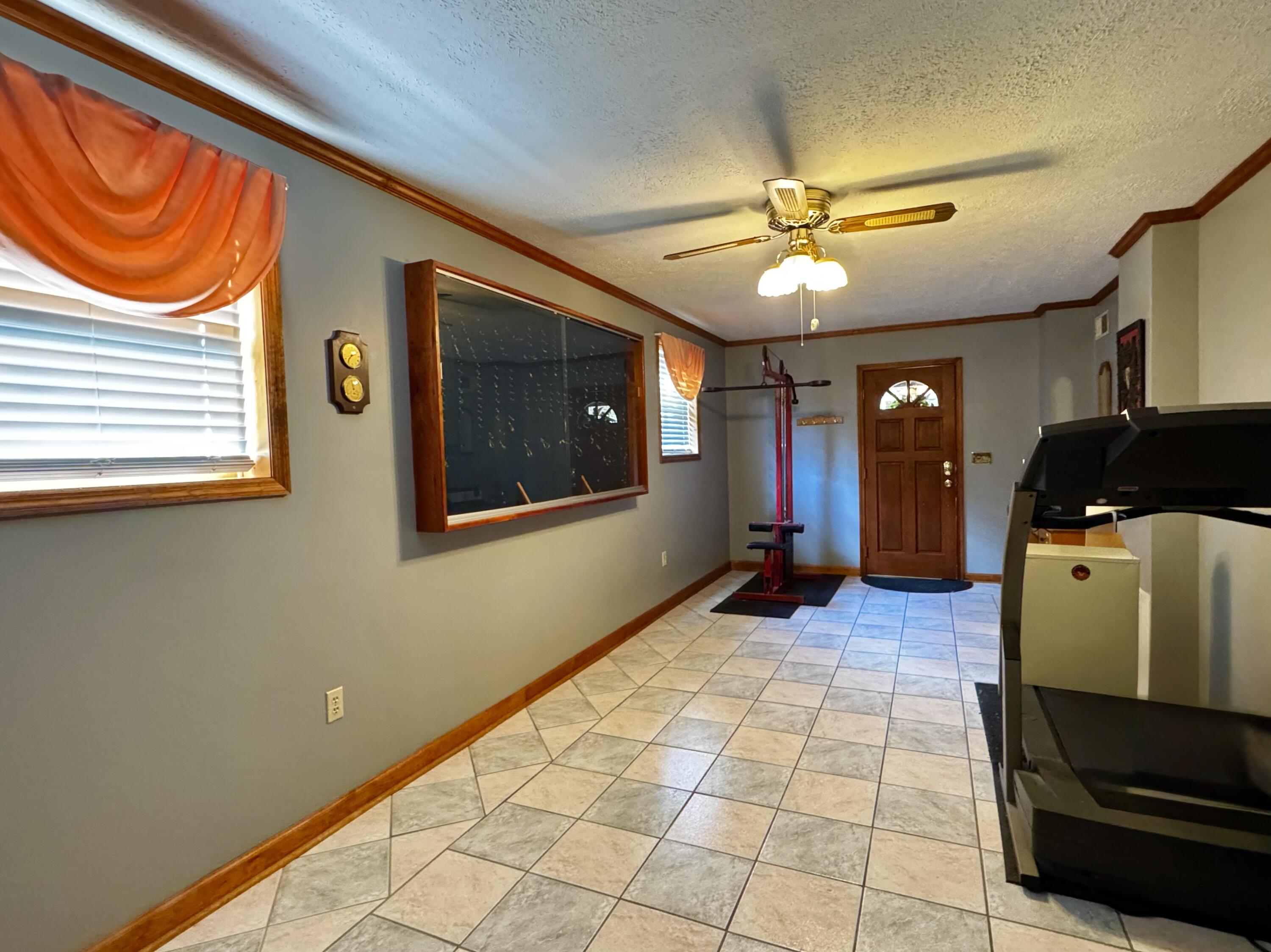 428 Ashley Ln