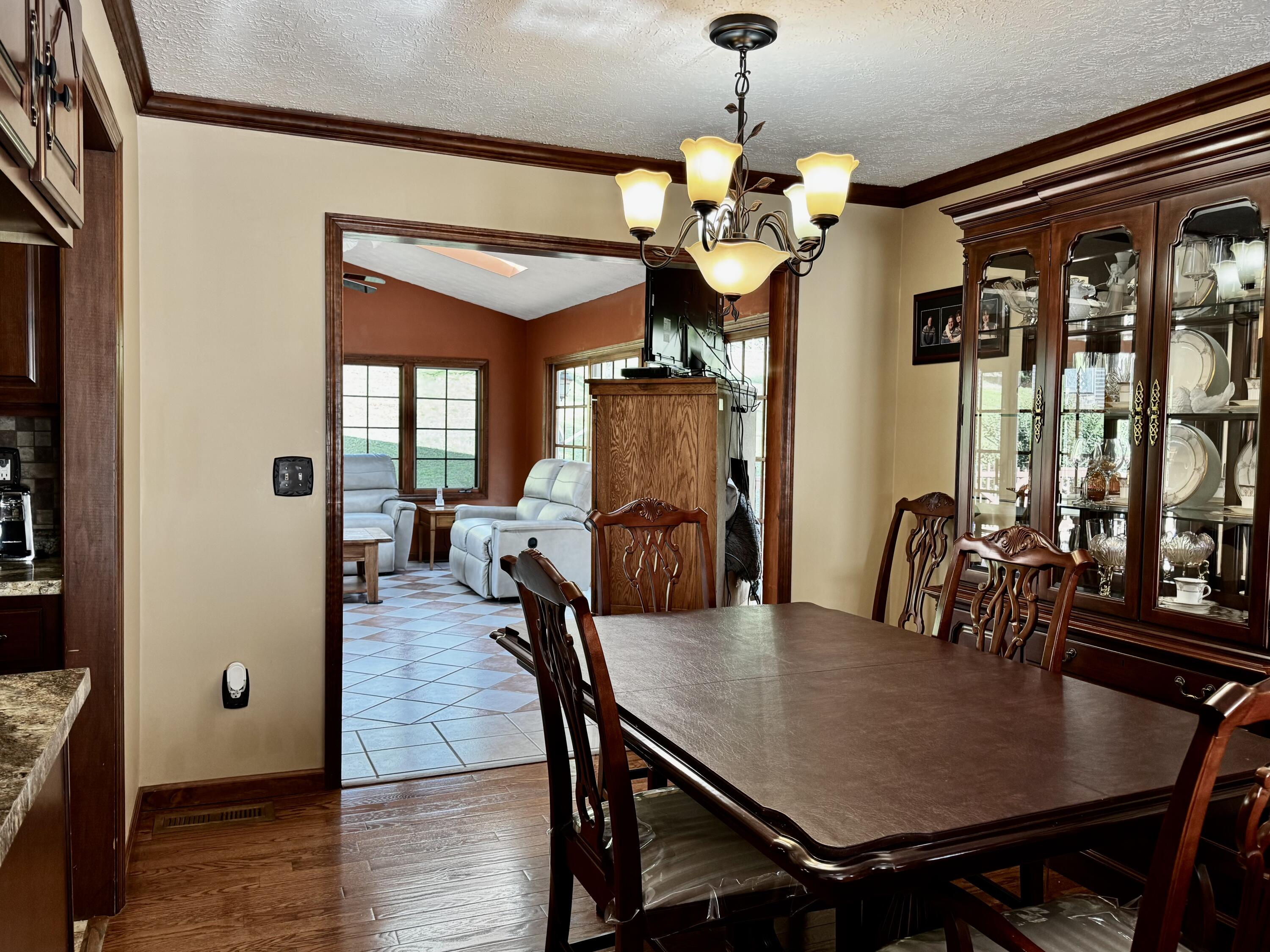 428 Ashley Ln