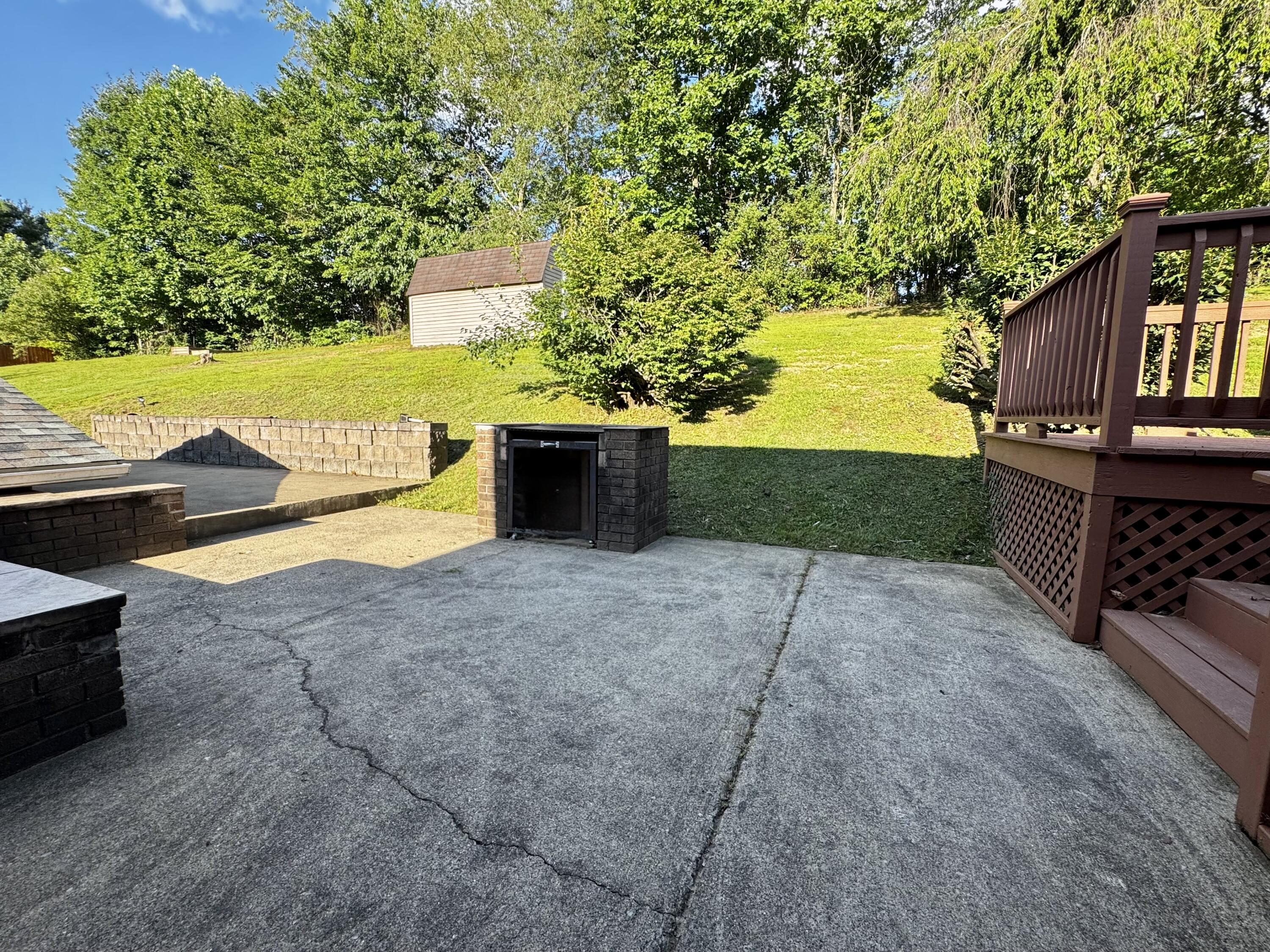 428 Ashley Ln