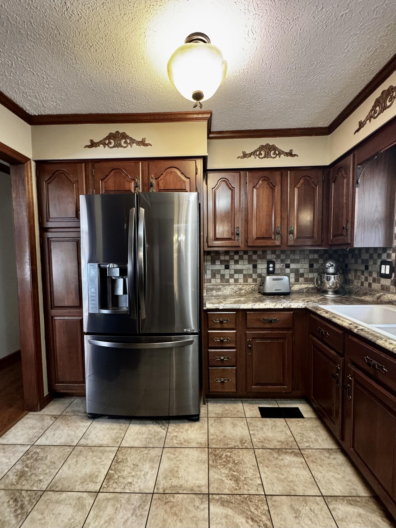 428 Ashley Ln