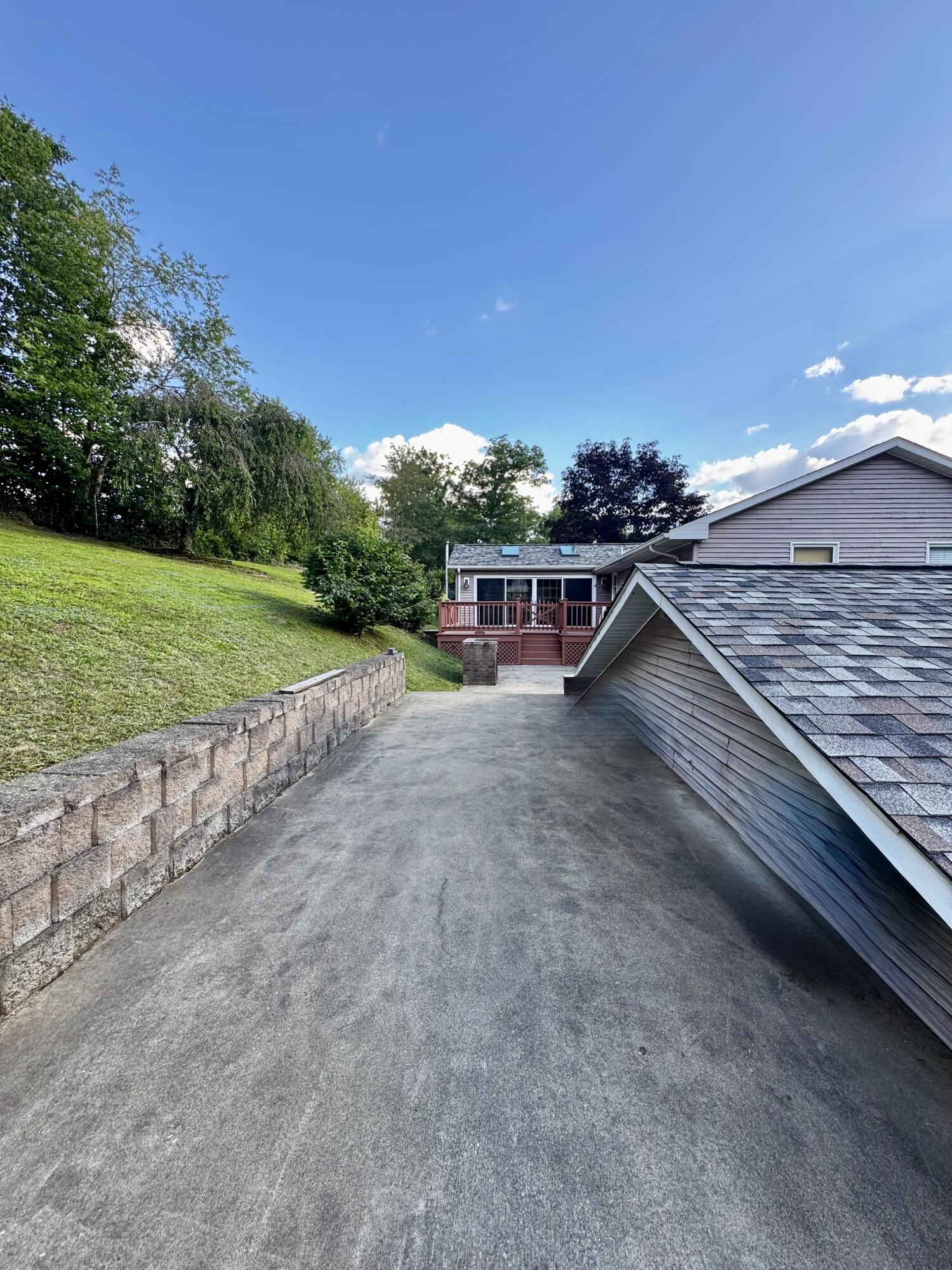 428 Ashley Ln