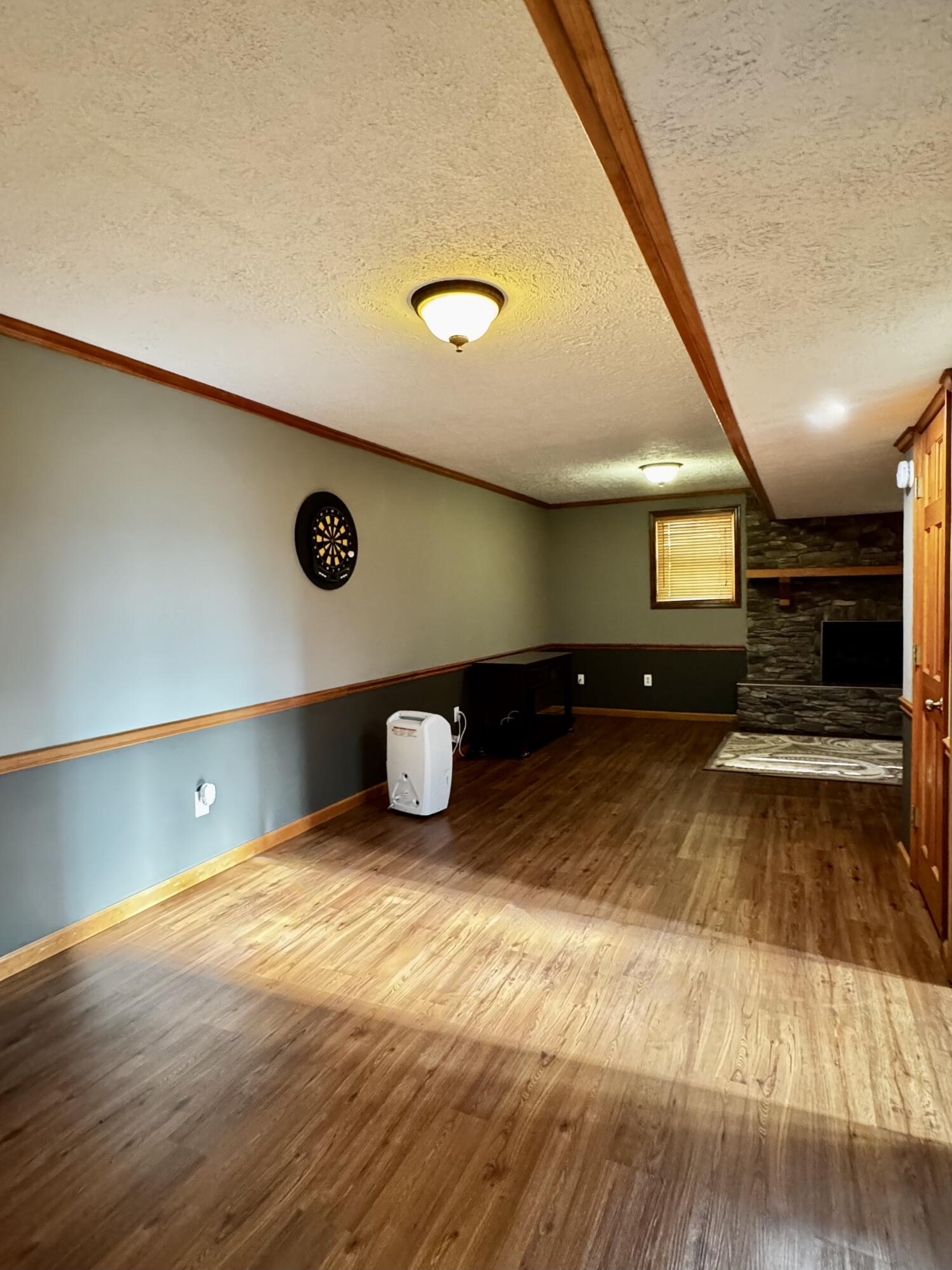 428 Ashley Ln