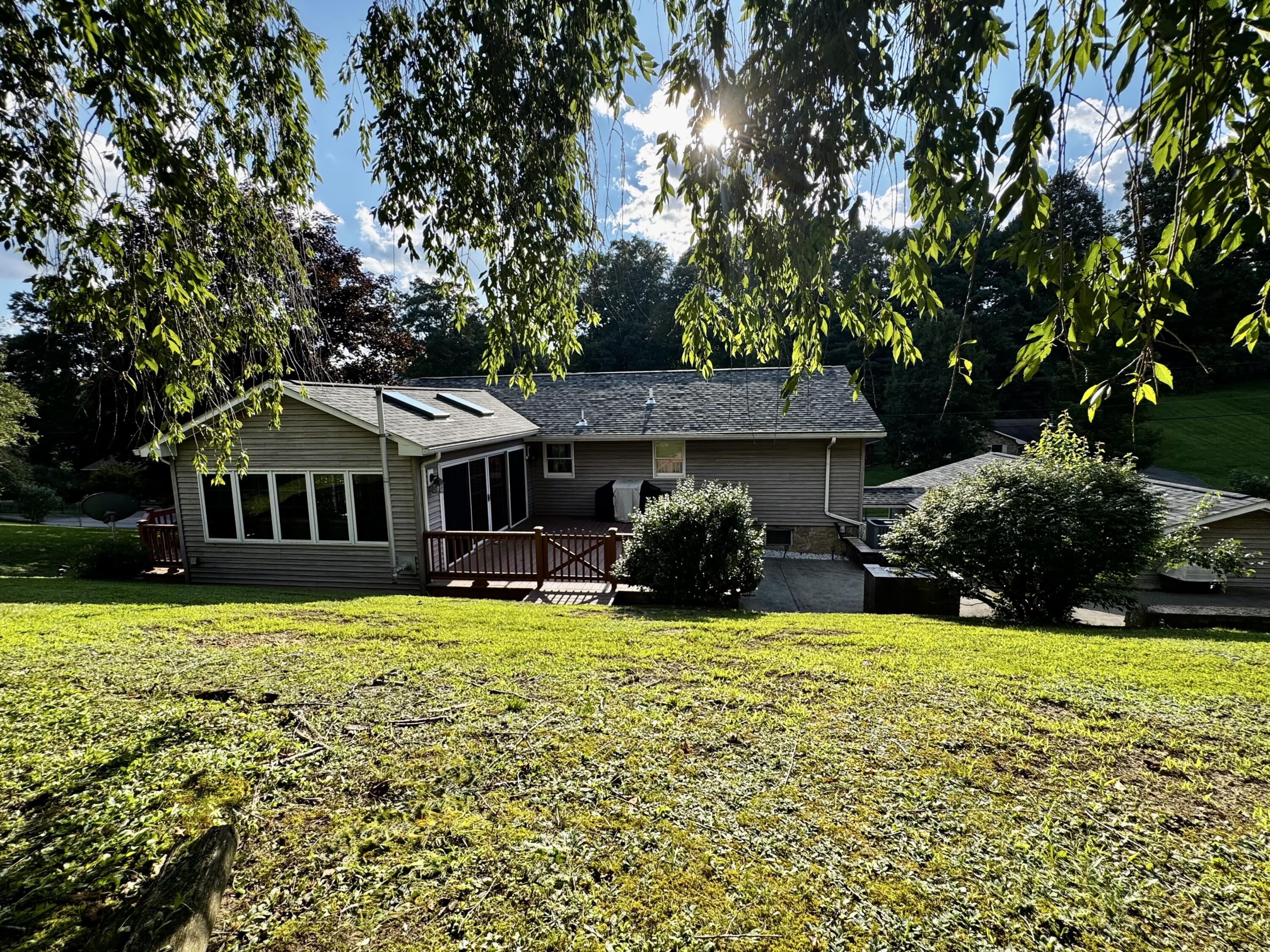 428 Ashley Ln