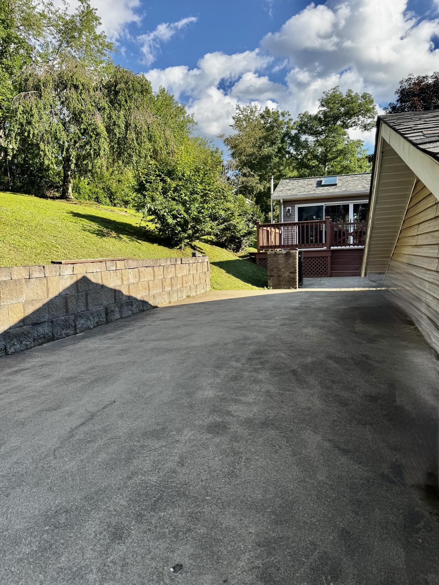428 Ashley Ln