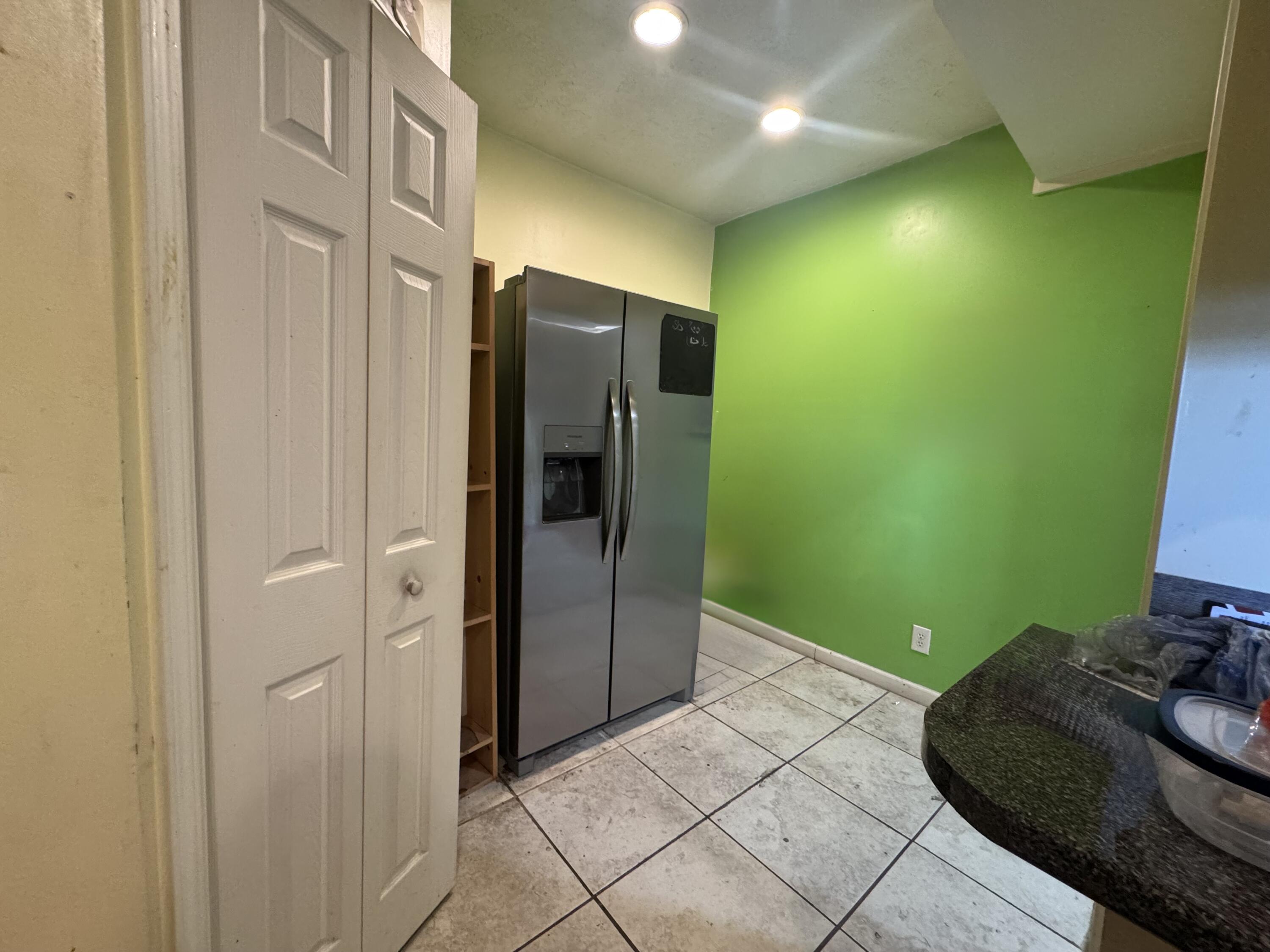 838 Ritter Dr