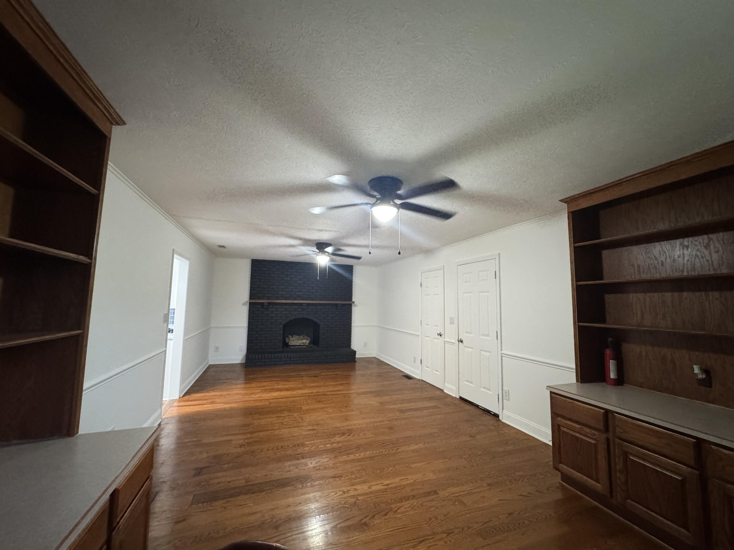 322 Nelson Ave