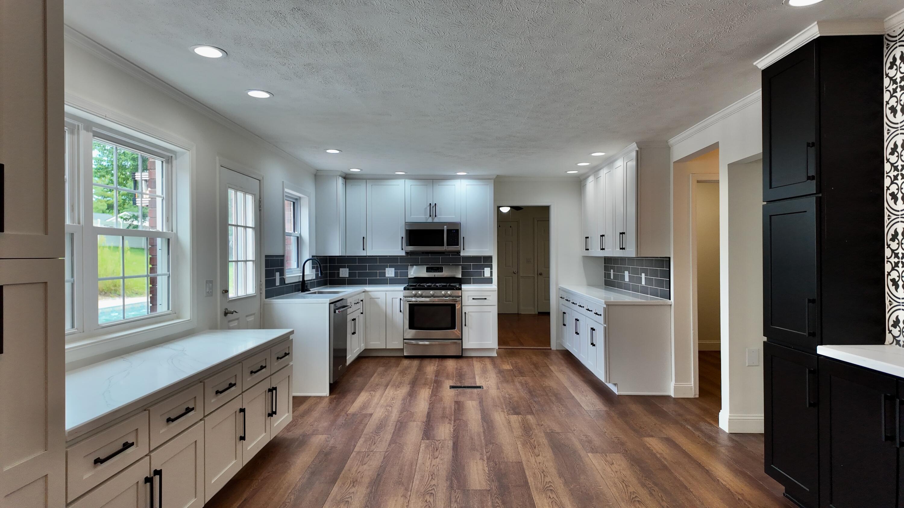 322 Nelson Ave
