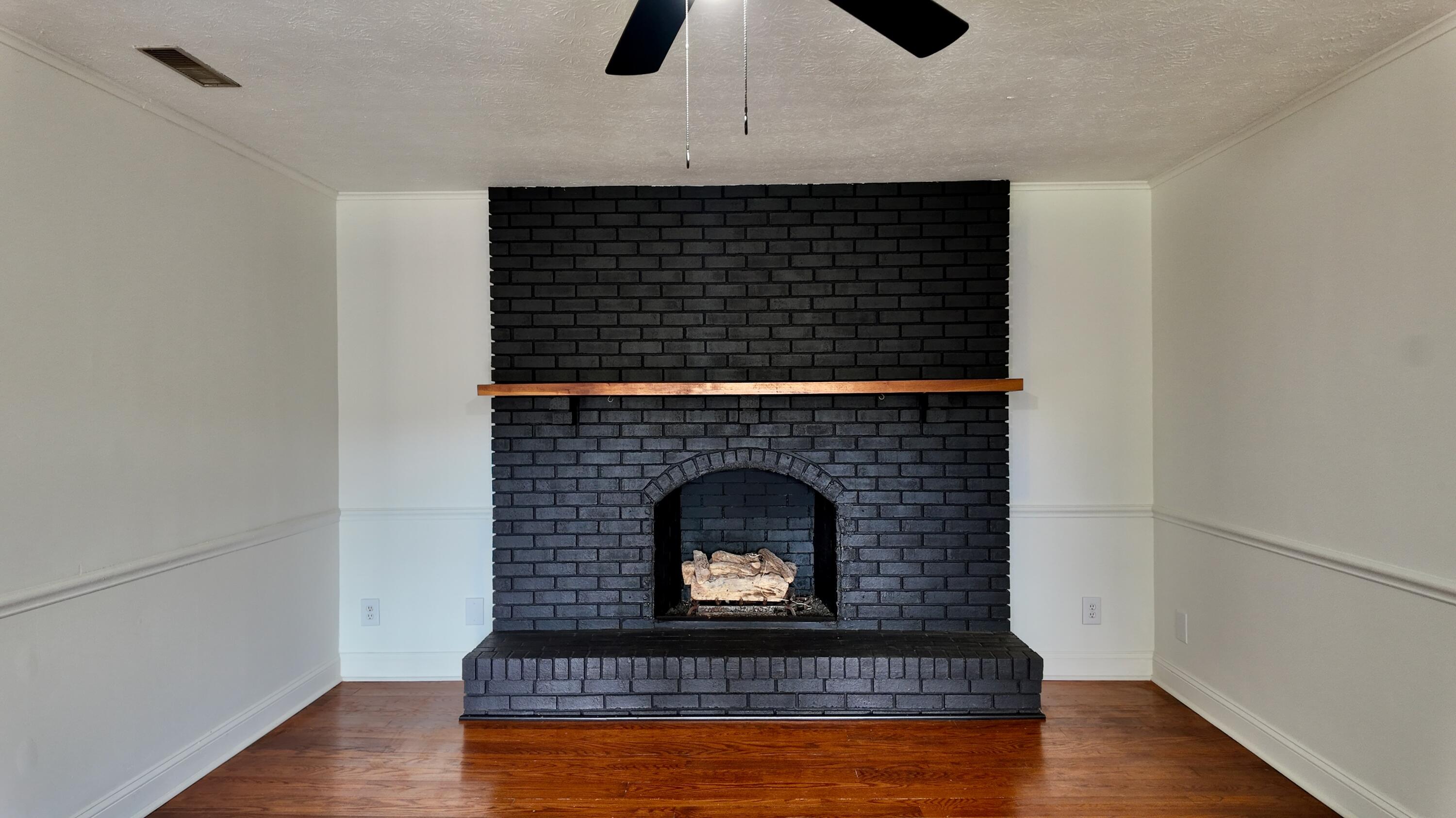 322 Nelson Ave