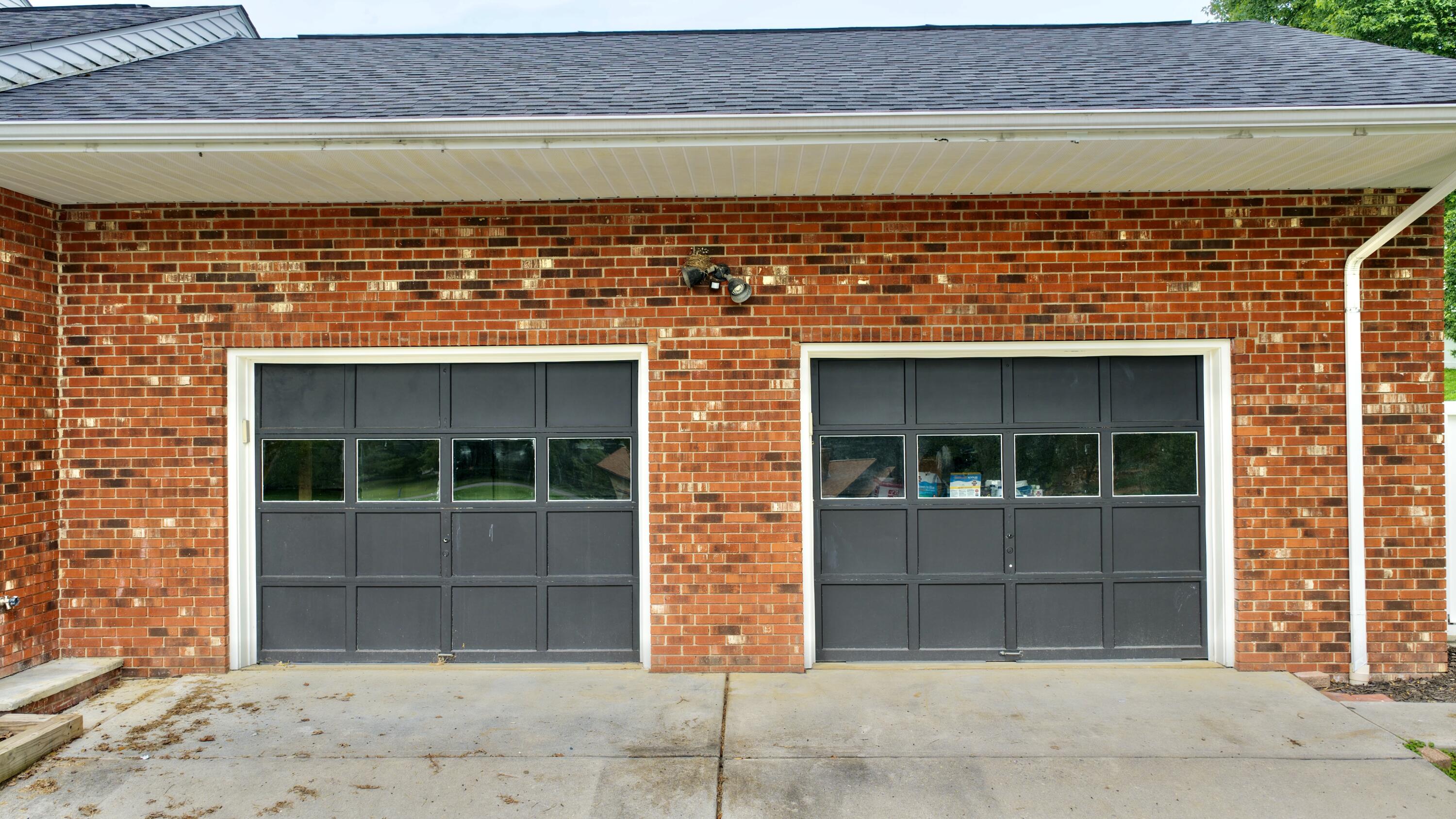 322 Nelson Ave