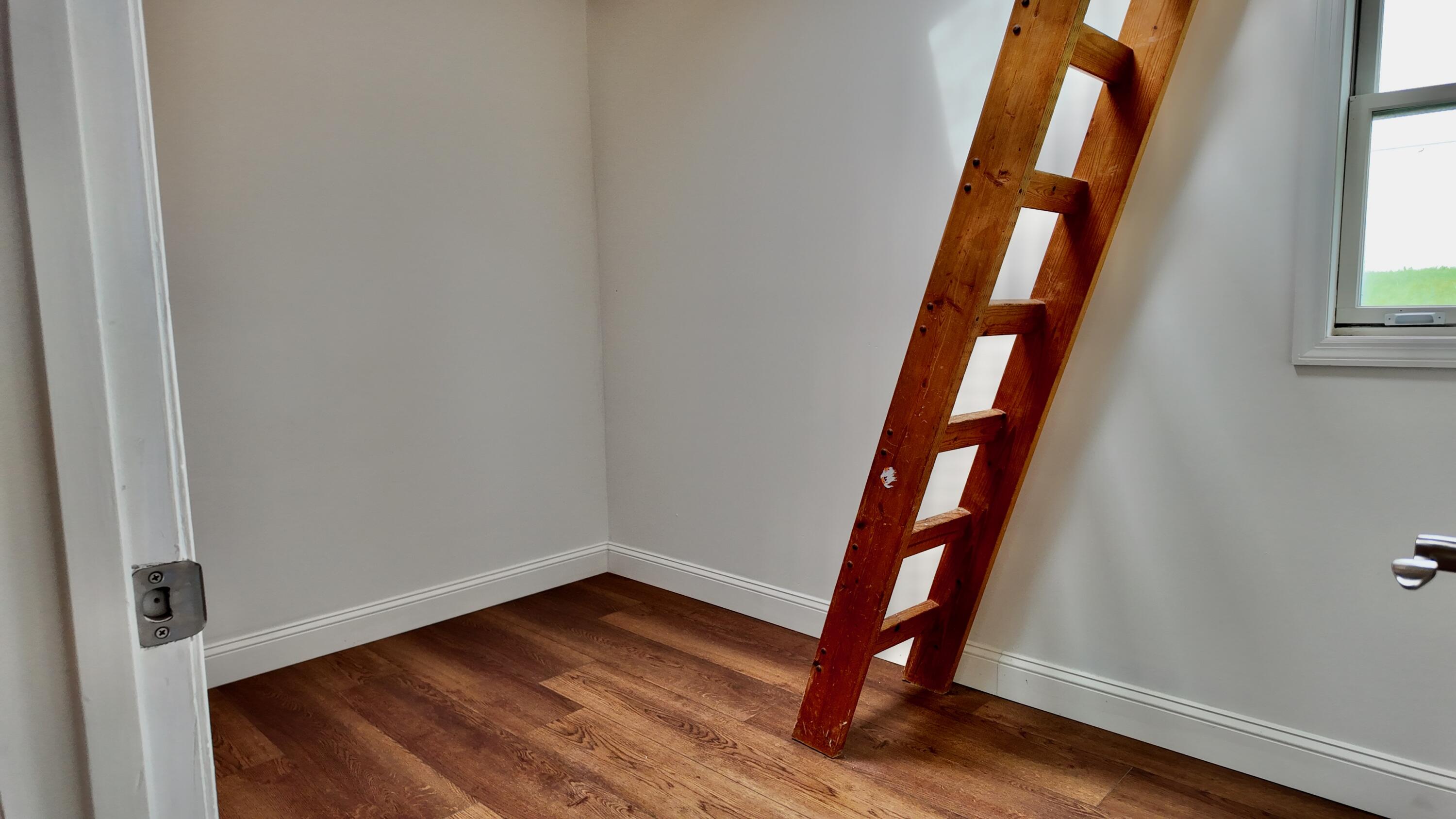 322 Nelson Ave