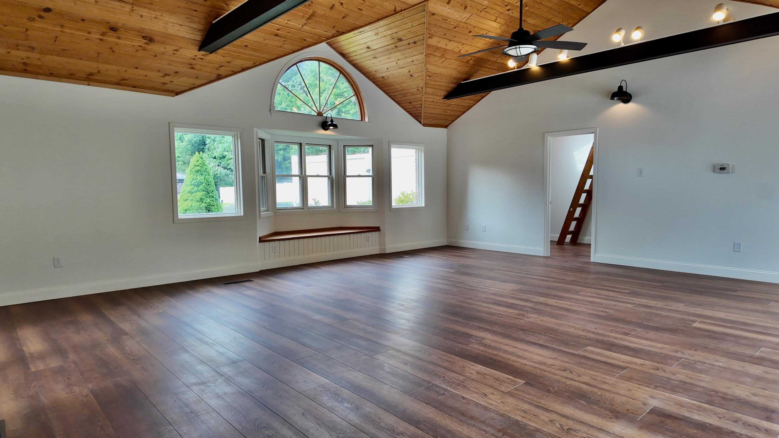 322 Nelson Ave