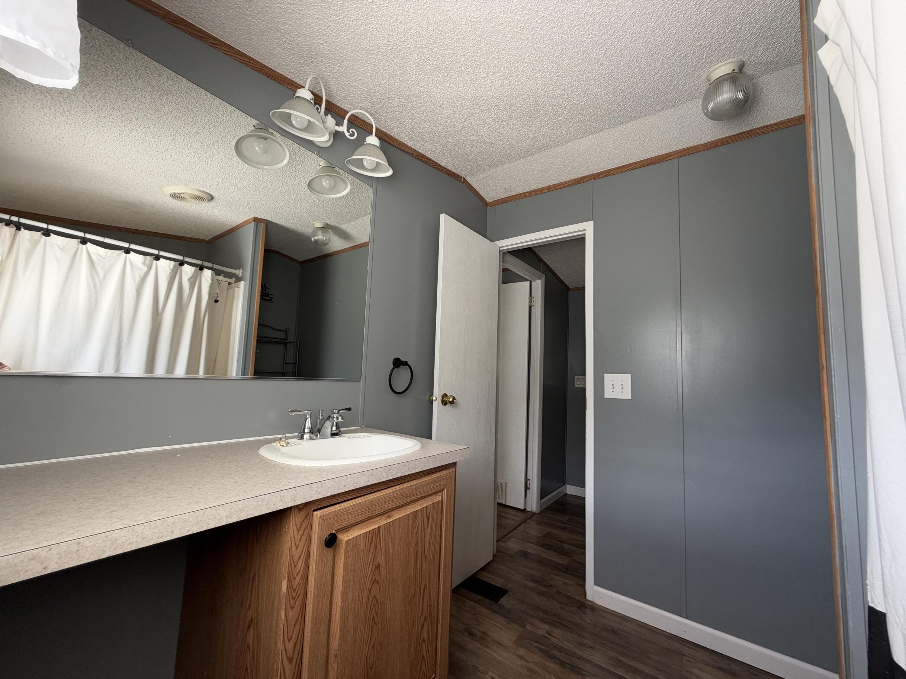 366 Maple Inn