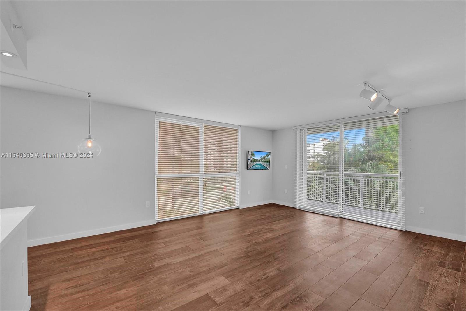 1688 West Ave # 209
