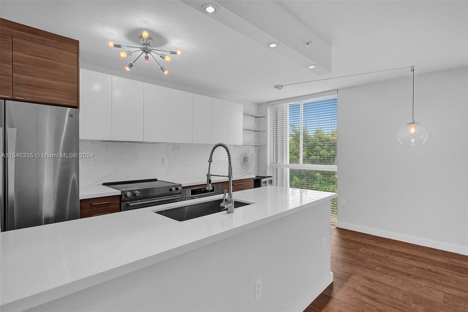 1688 West Ave # 209
