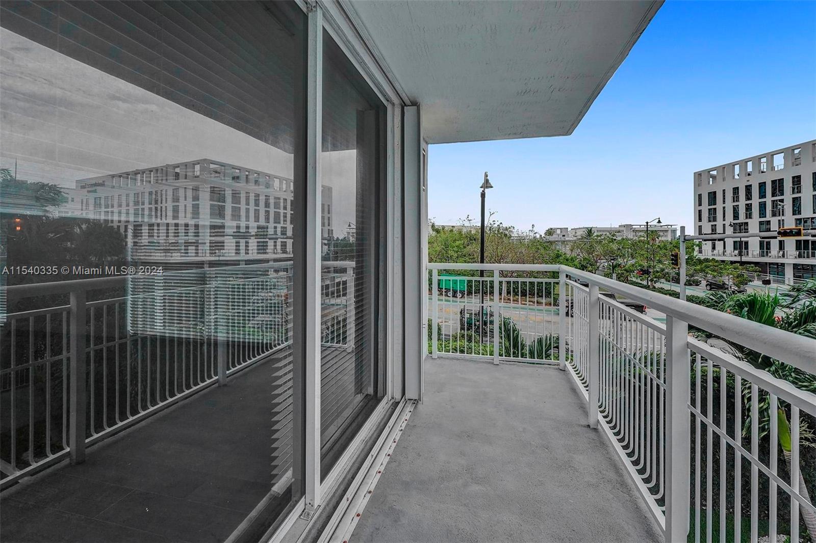 1688 West Ave # 209