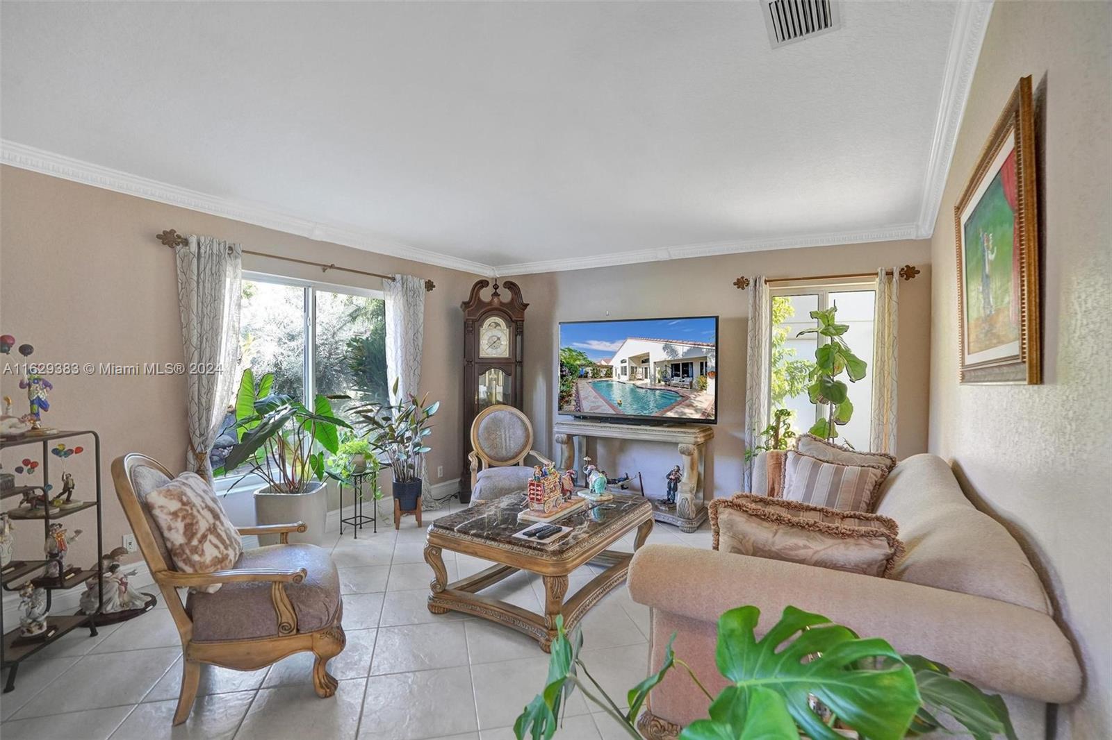 1561 SW 189th Ter
