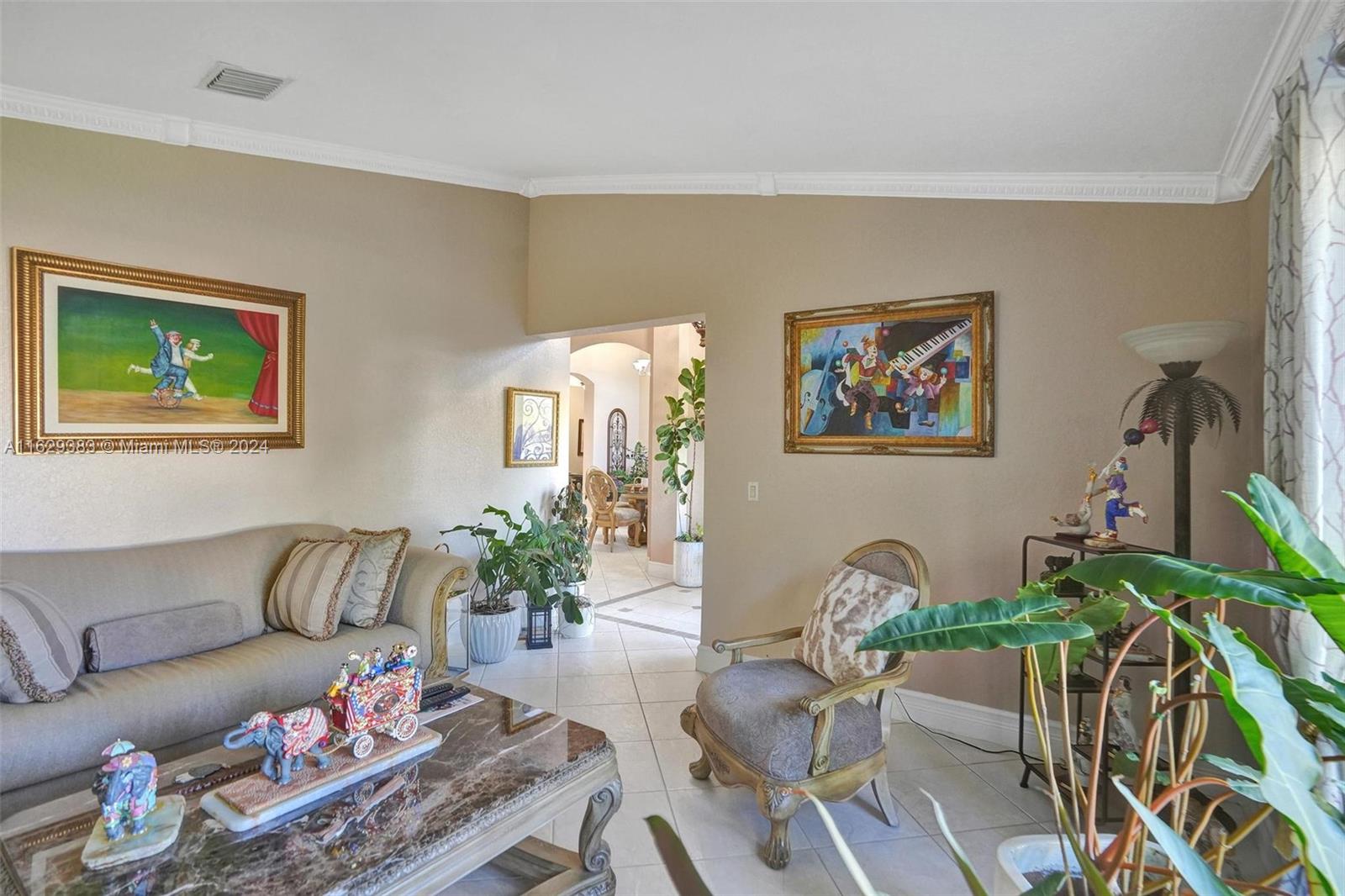 1561 SW 189th Ter