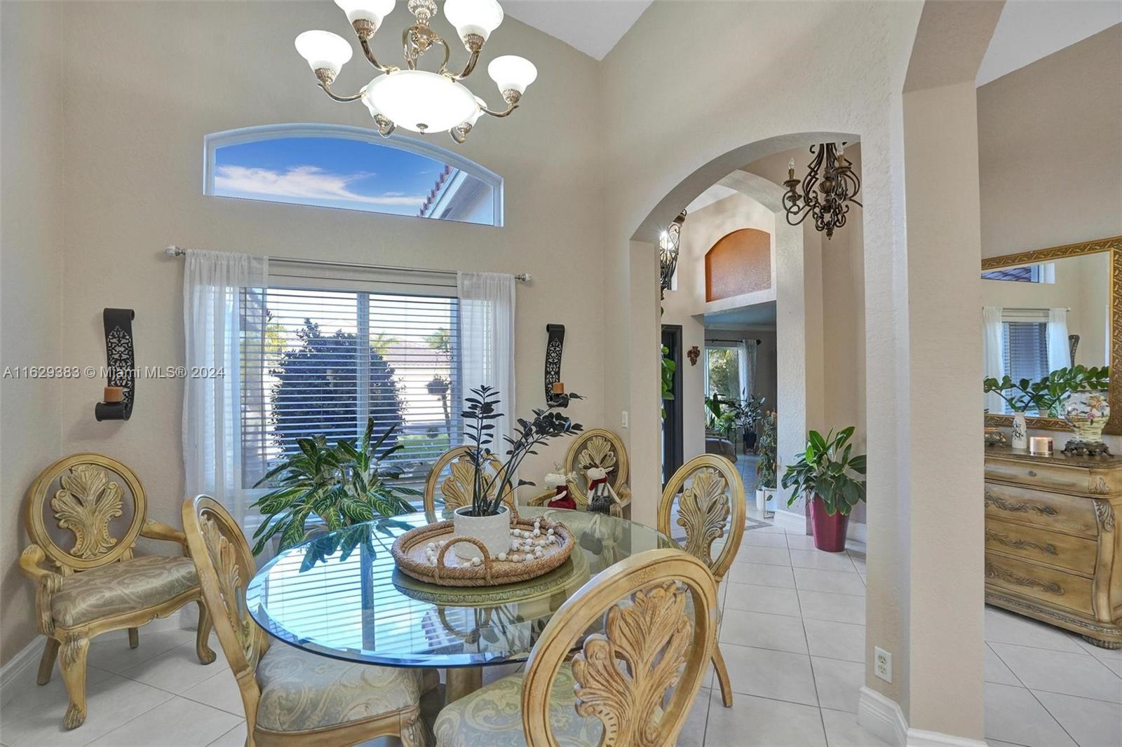 1561 SW 189th Ter