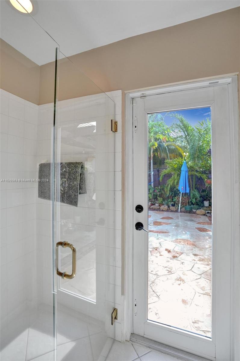 1561 SW 189th Ter