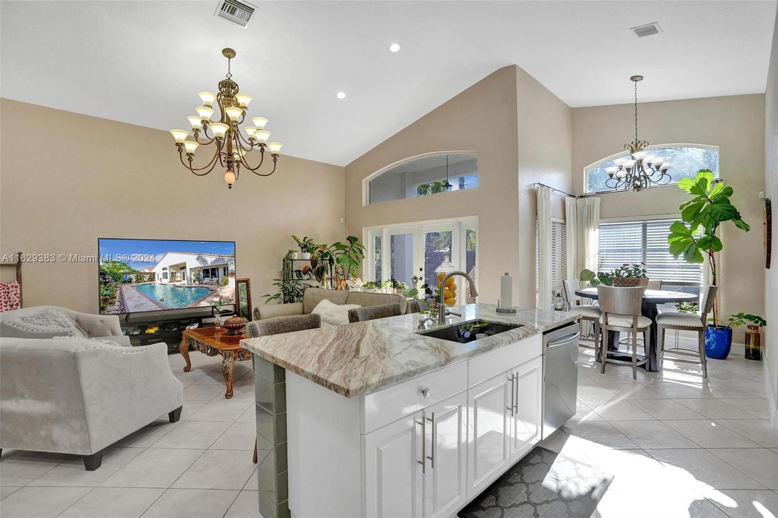 1561 SW 189th Ter