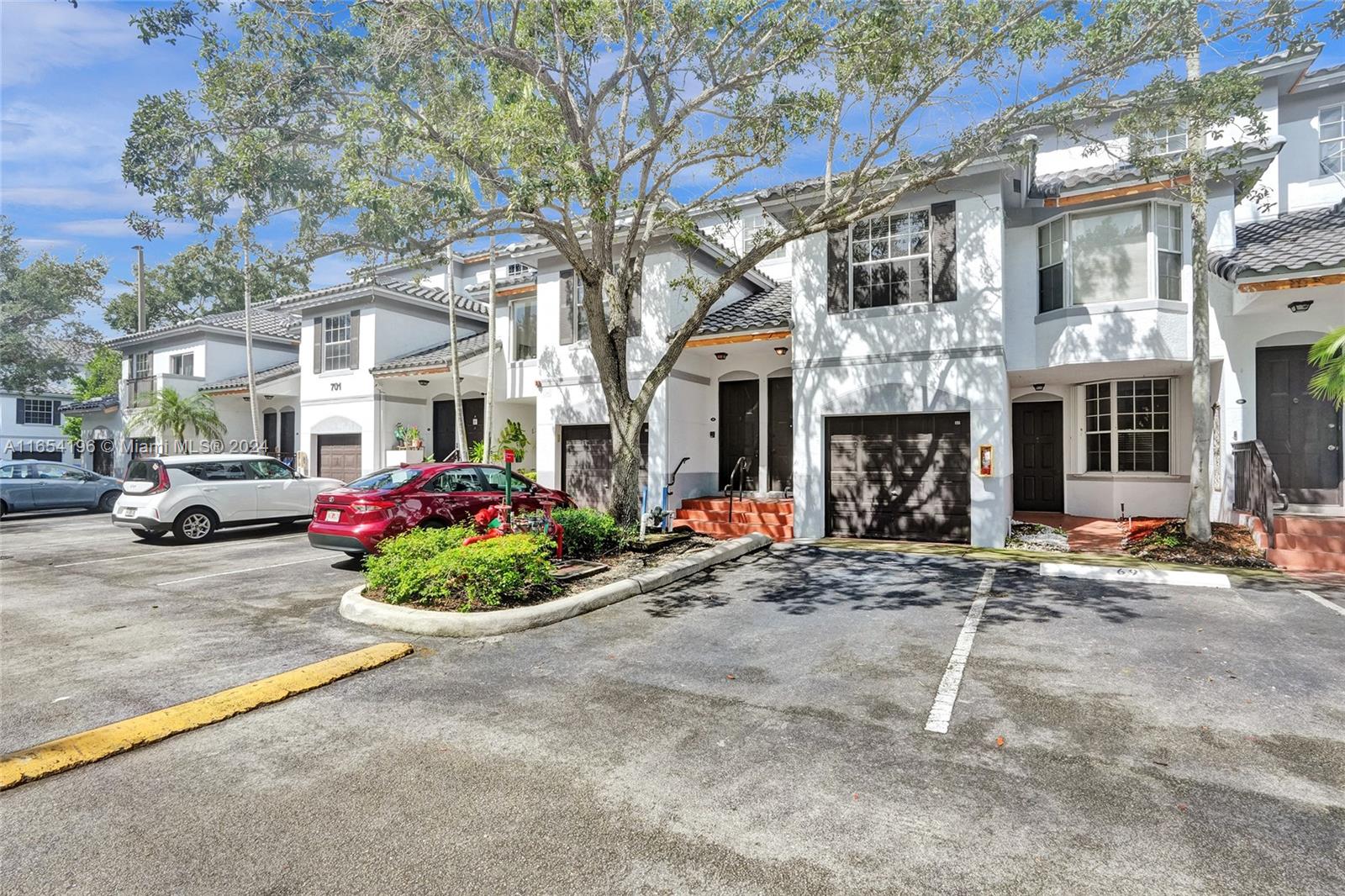 701 SW 148th Ave # 110