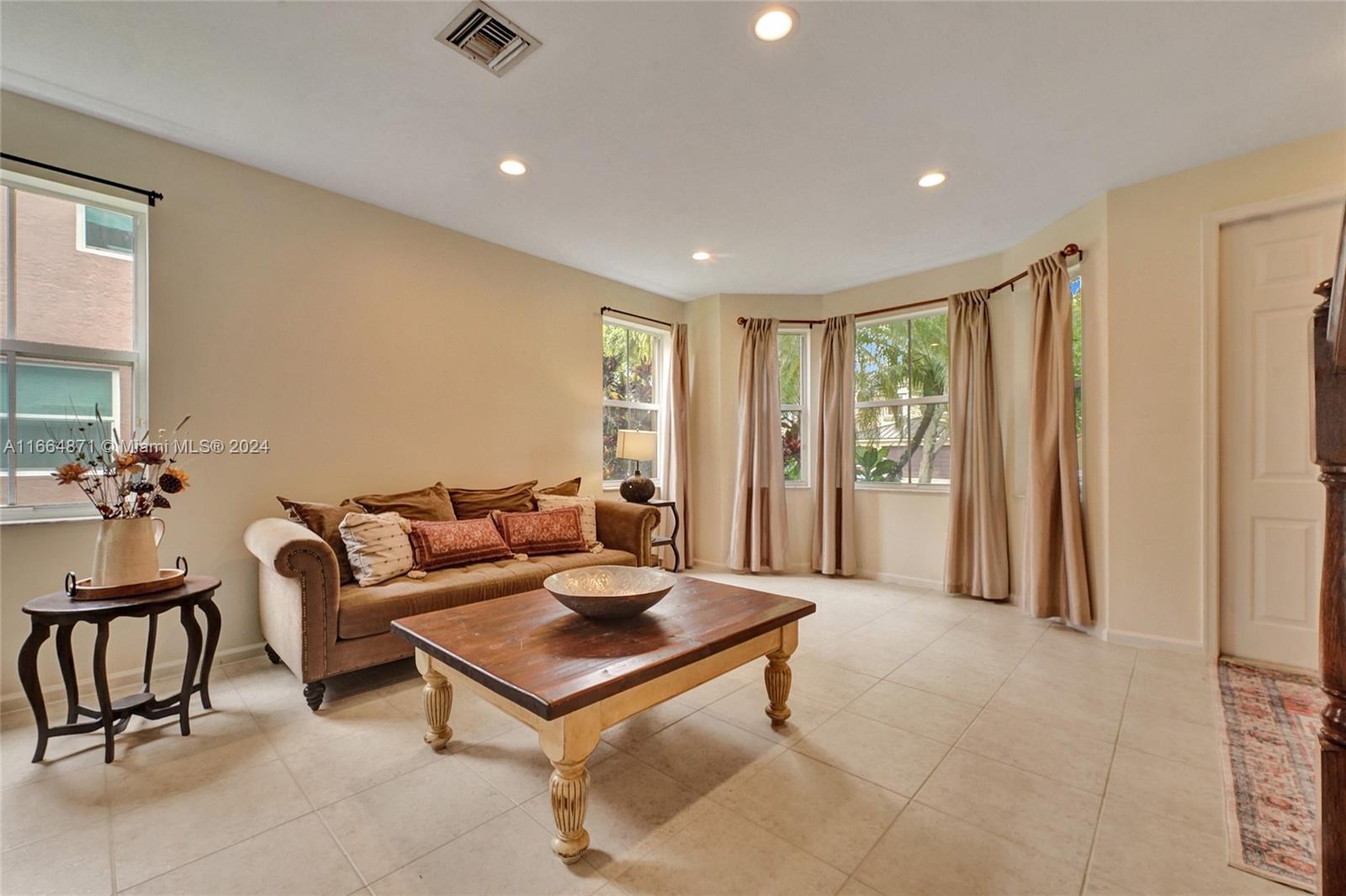 1520 SW 171st Ter
