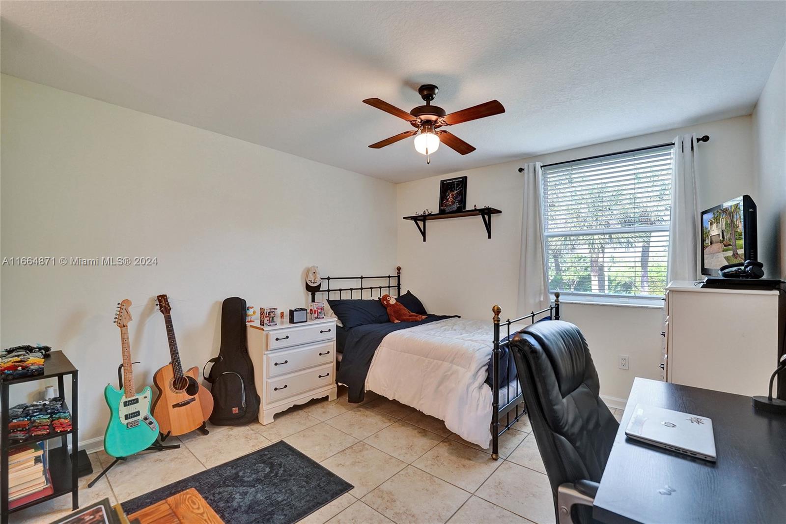 1520 SW 171st Ter