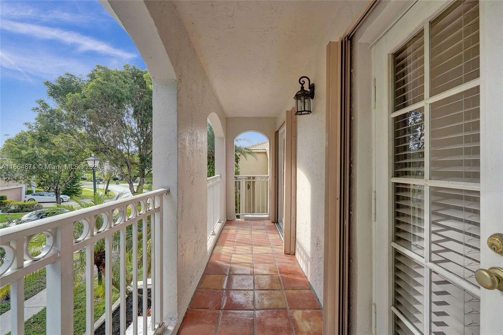 1520 SW 171st Ter