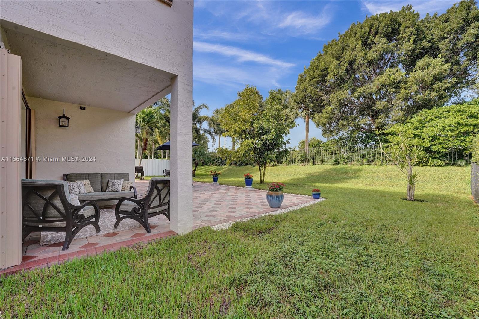1520 SW 171st Ter