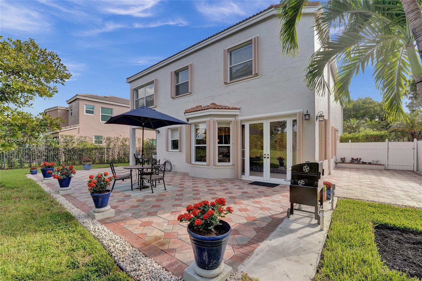 1520 SW 171st Ter