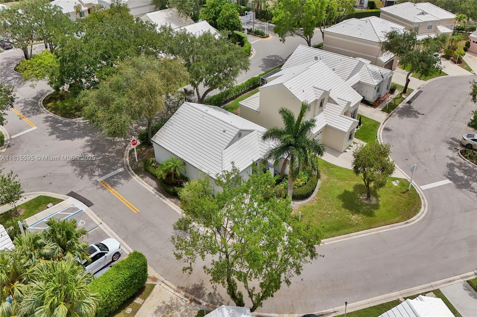 9601 NW 8th Cir